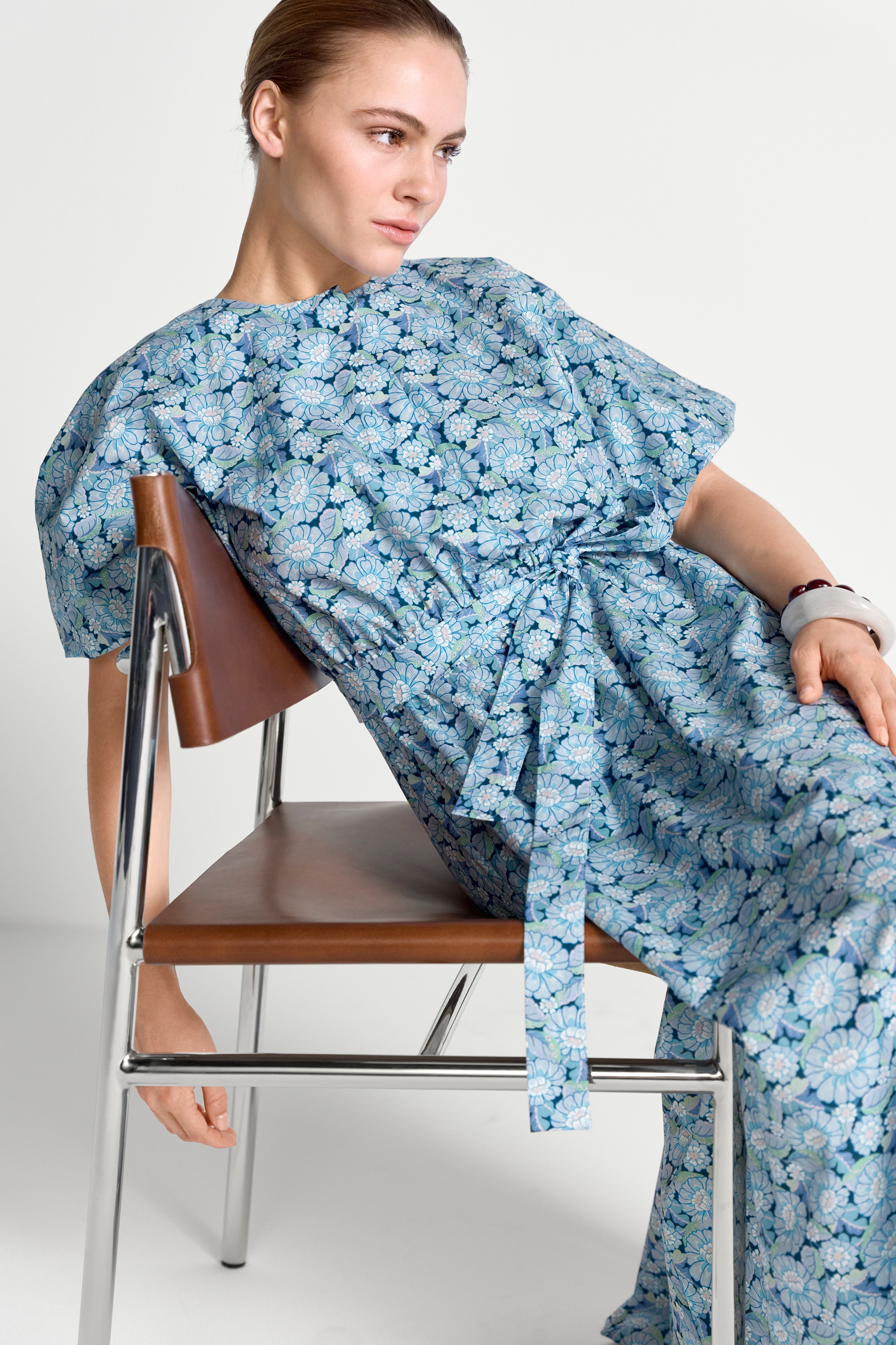 RICHROYAL Robe midi Sans poche imprimé Liberty, avec ceinture à nouer