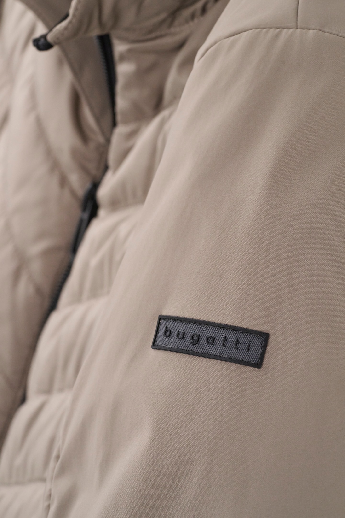 bugatti Blouson mit Kapuze mit Frontsteppung