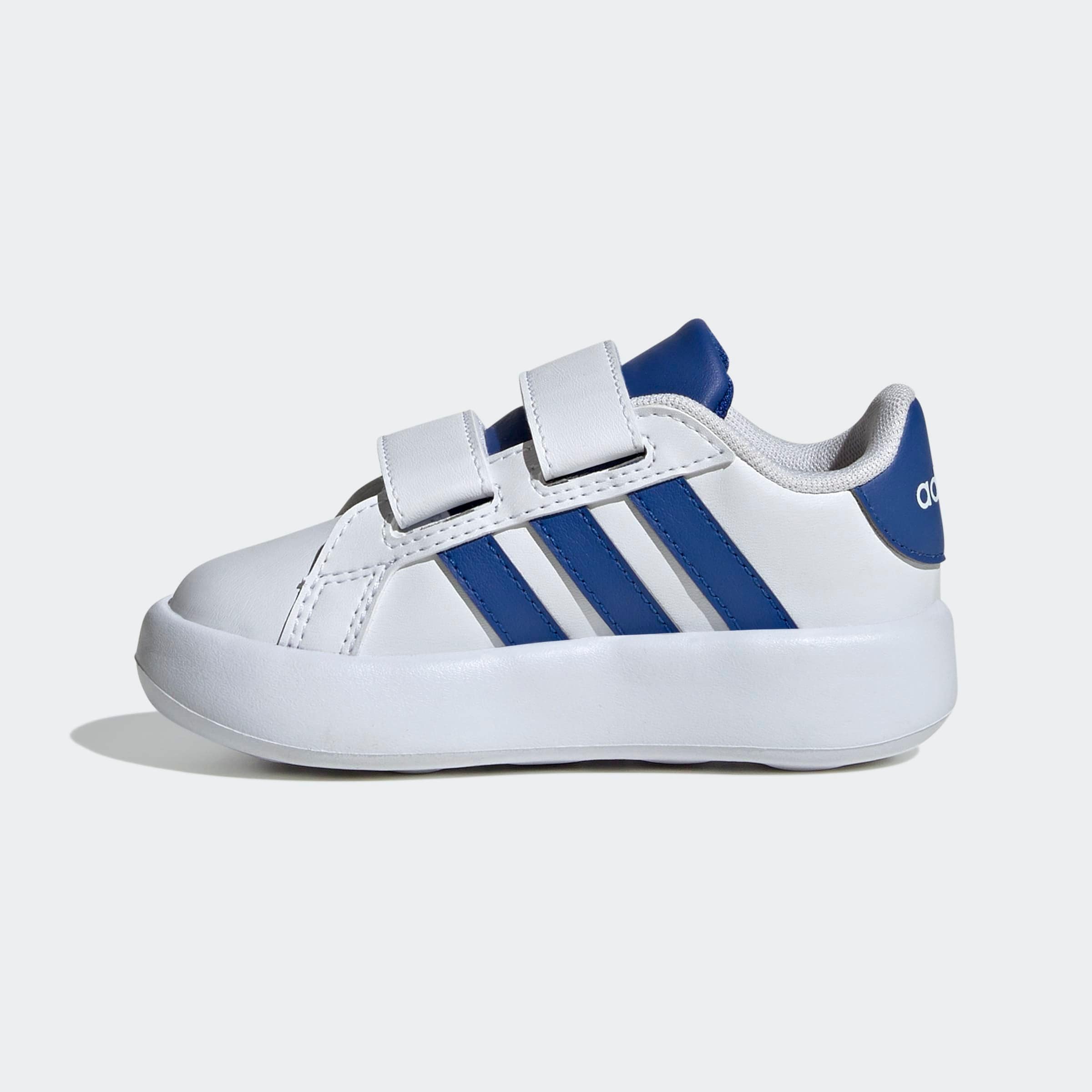adidas Sportswear Klettschuh »GRAND COURT 2.0 KIDS«, Design auf den Spuren des adidas Superstar, für Kinder