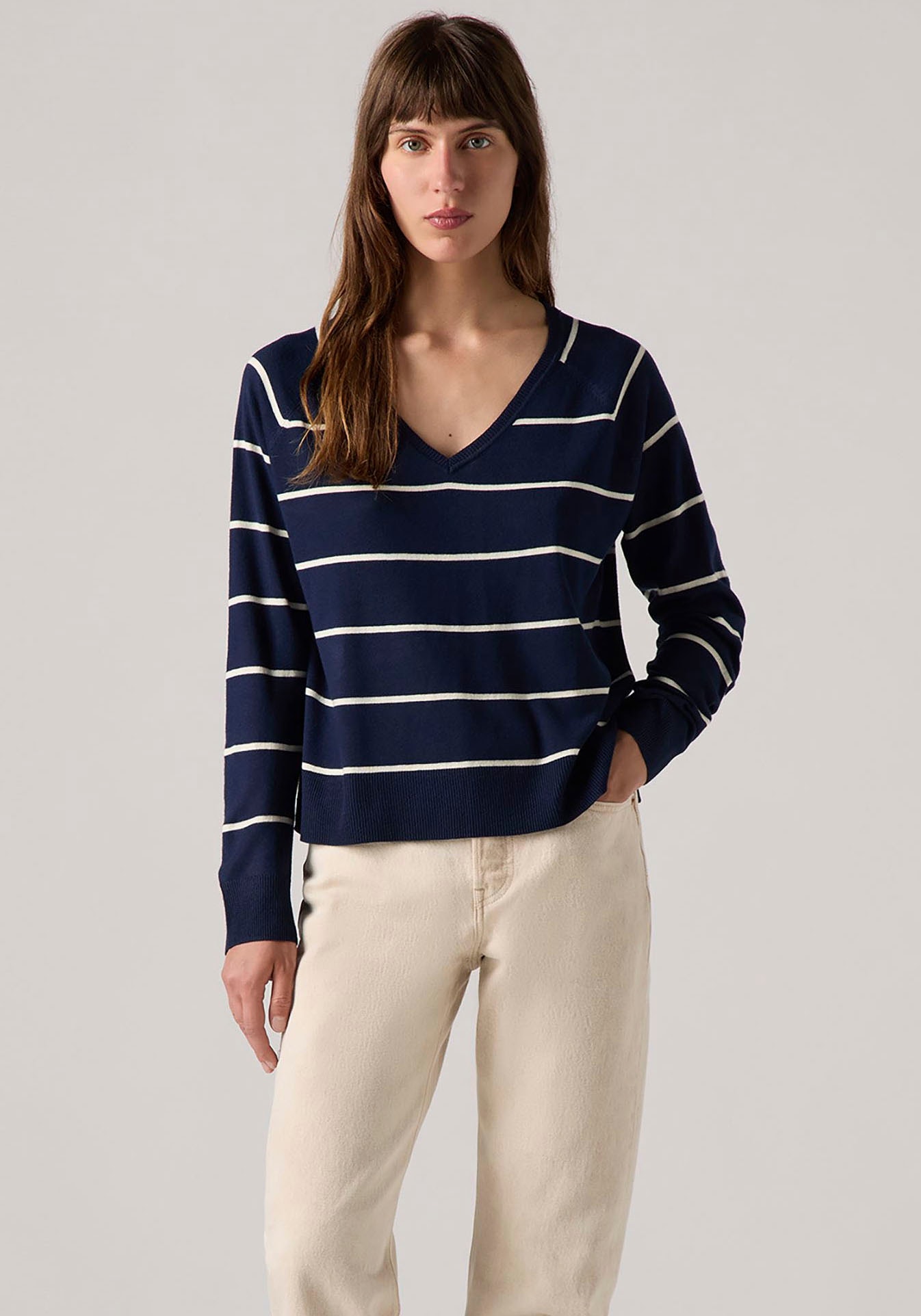 Image of Levis Longpullover "PETAL VNECK SWEATER" mit Rippbündchen