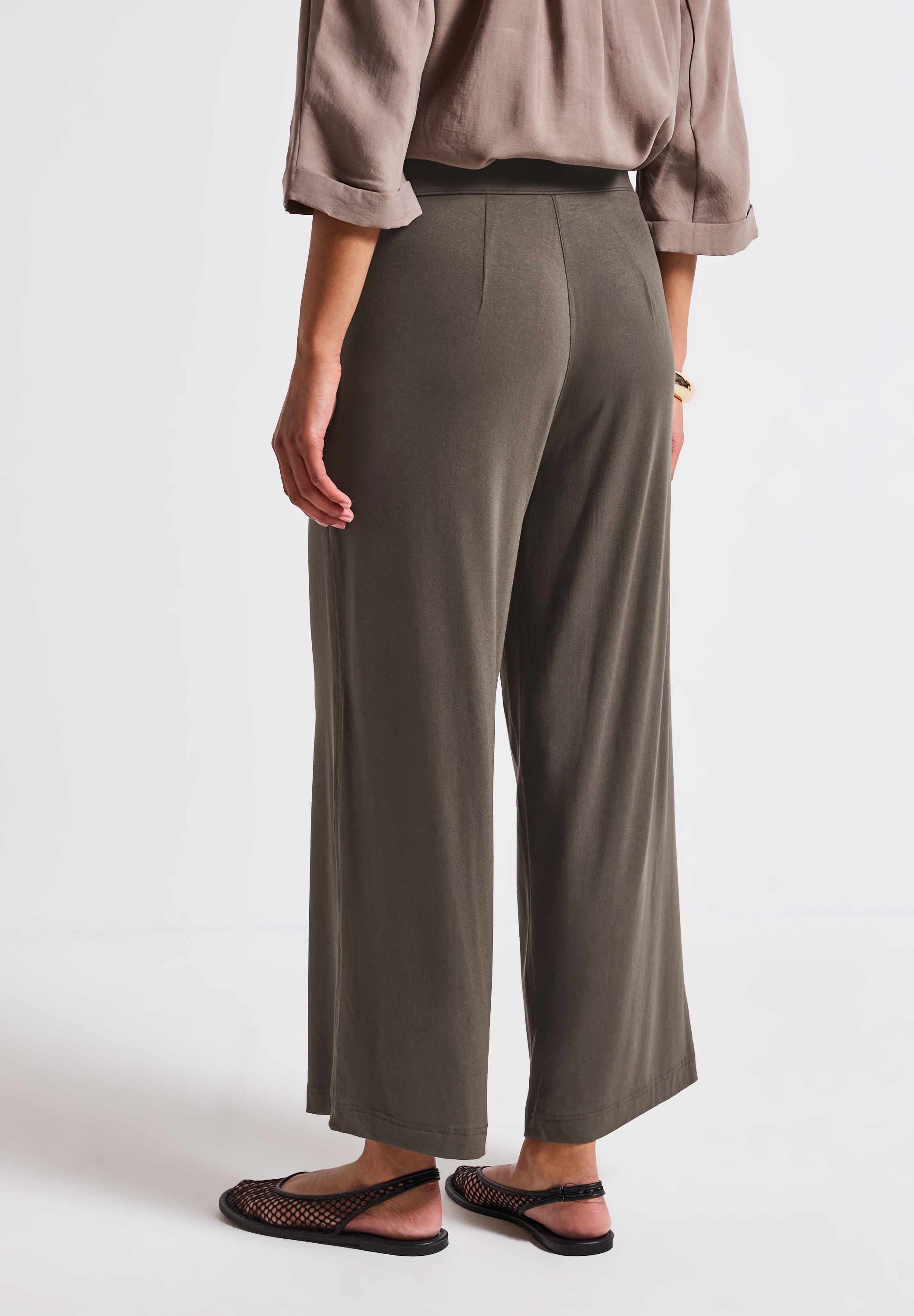 STREET ONE Stoffhose »Style EMEE«, 7/8-Länge und seitliche Taschen