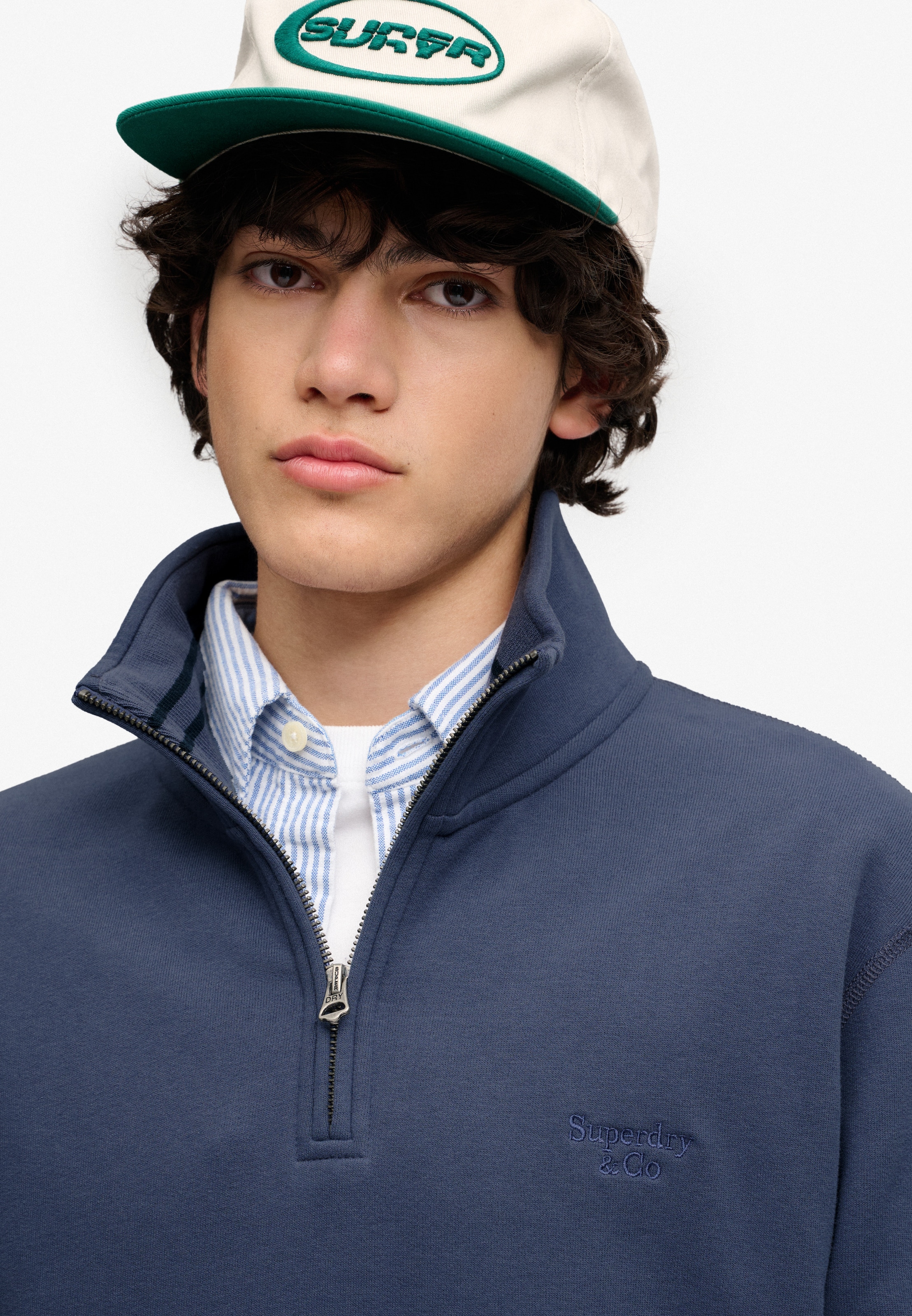 Superdry Sweat-shirt »ESSENTIAL SERIF LOGO HALF ZIP«, Baumwollmischung
