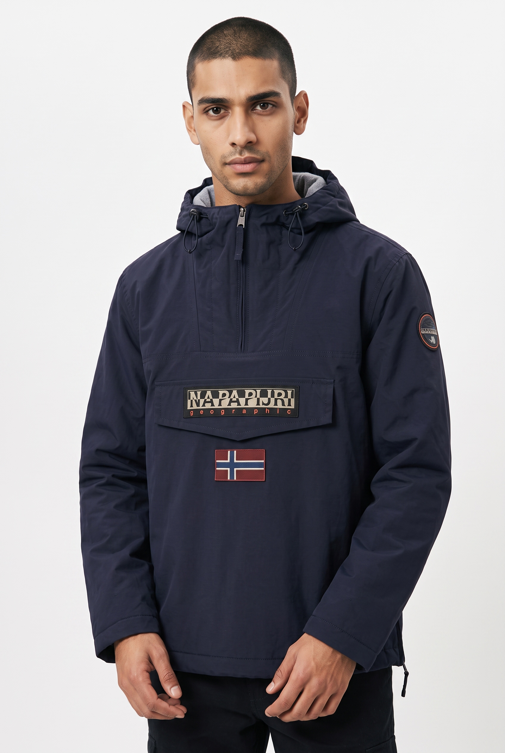 Napapijri Anorak »RAINFOREST WINTER 3 DARK GREY SOLID« avec capuche au design uni, silhouette sportive