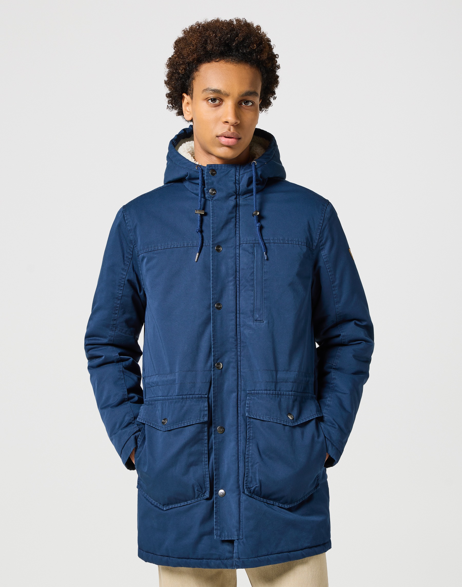 Image of Wrangler Parka "HEAVY PUFFER JACKET" mit Kapuze mit Kordelzug