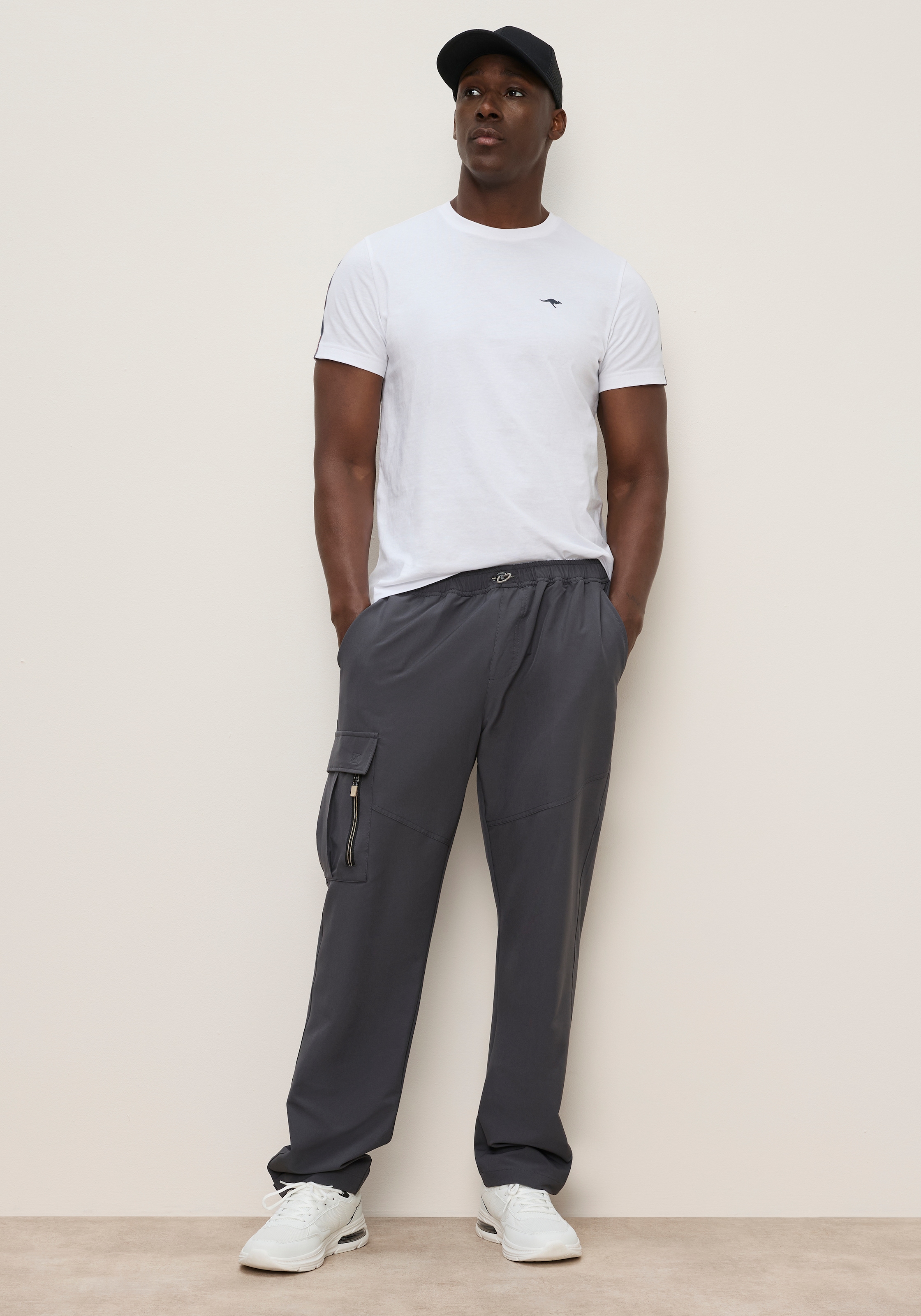 KangaROOS Funktionshose  mit Cargopockets, atmungsaktiv, schnelltrocknend & wasserabweisend