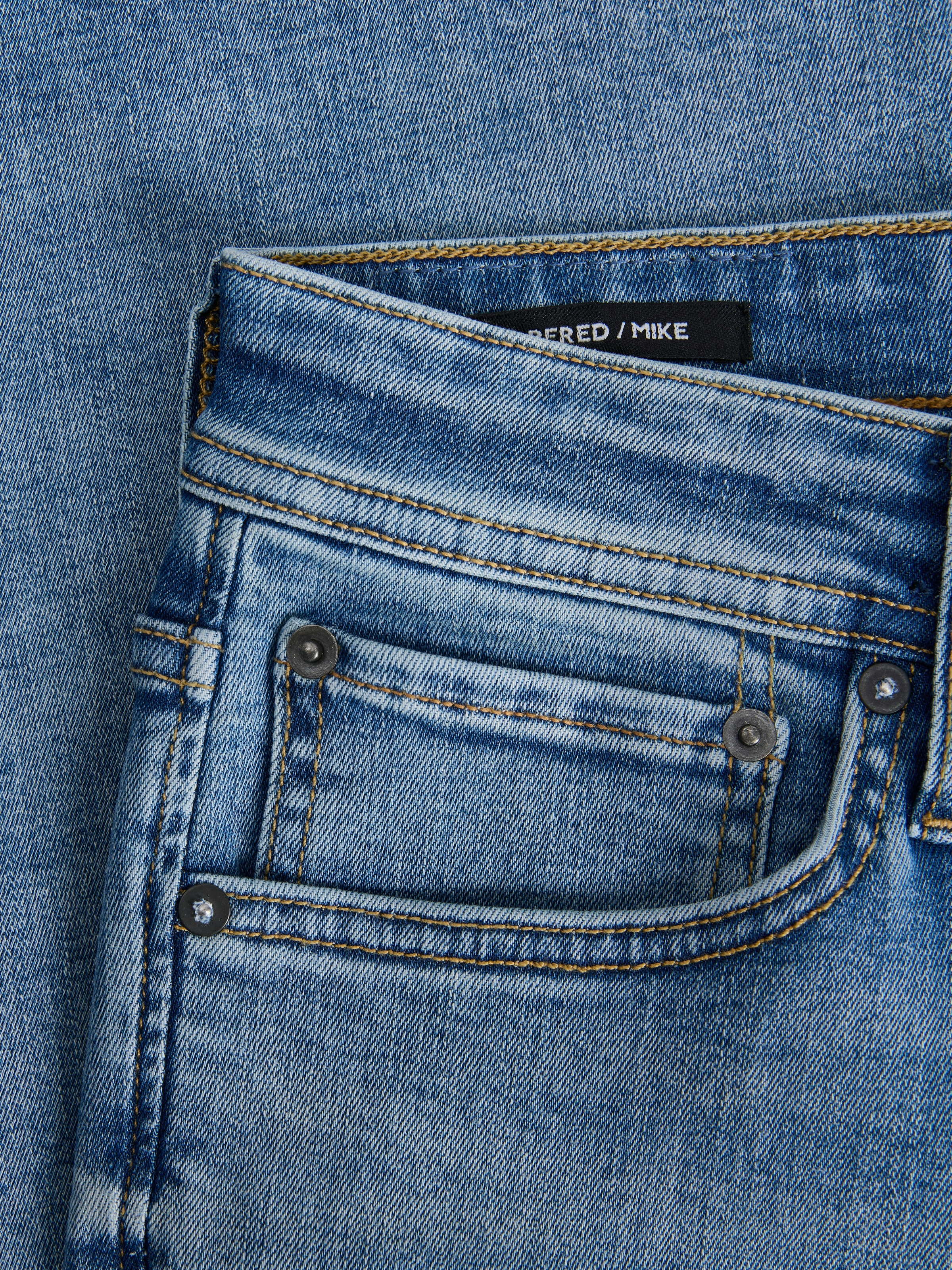 Jack & Jones Jeans taille basse mit Five-Pocket-Design