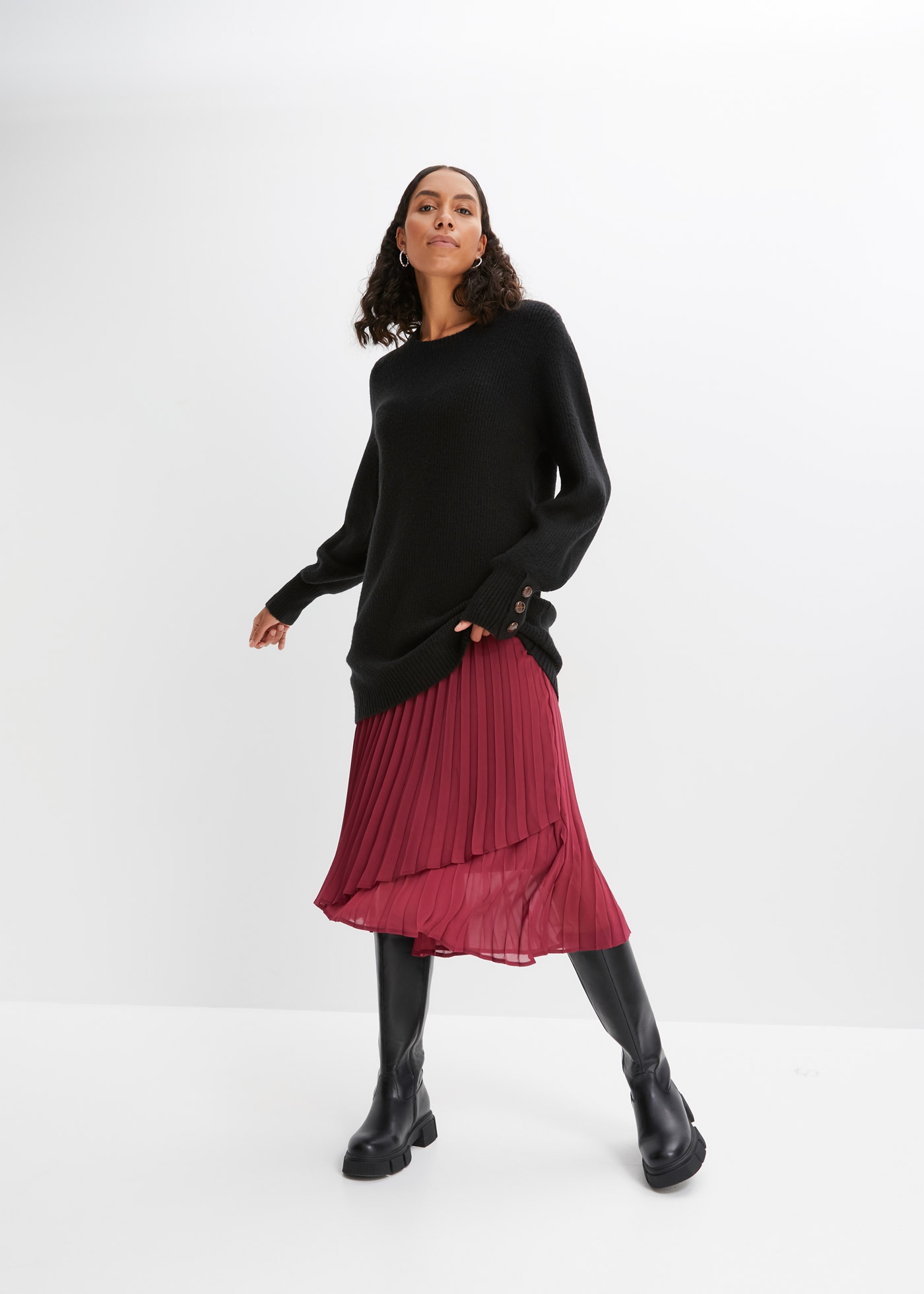 bonprix Longpullover »Longpullover mit Knöpfen« mit dekorativen Knöpfen, mit Rundhalsausschnitt