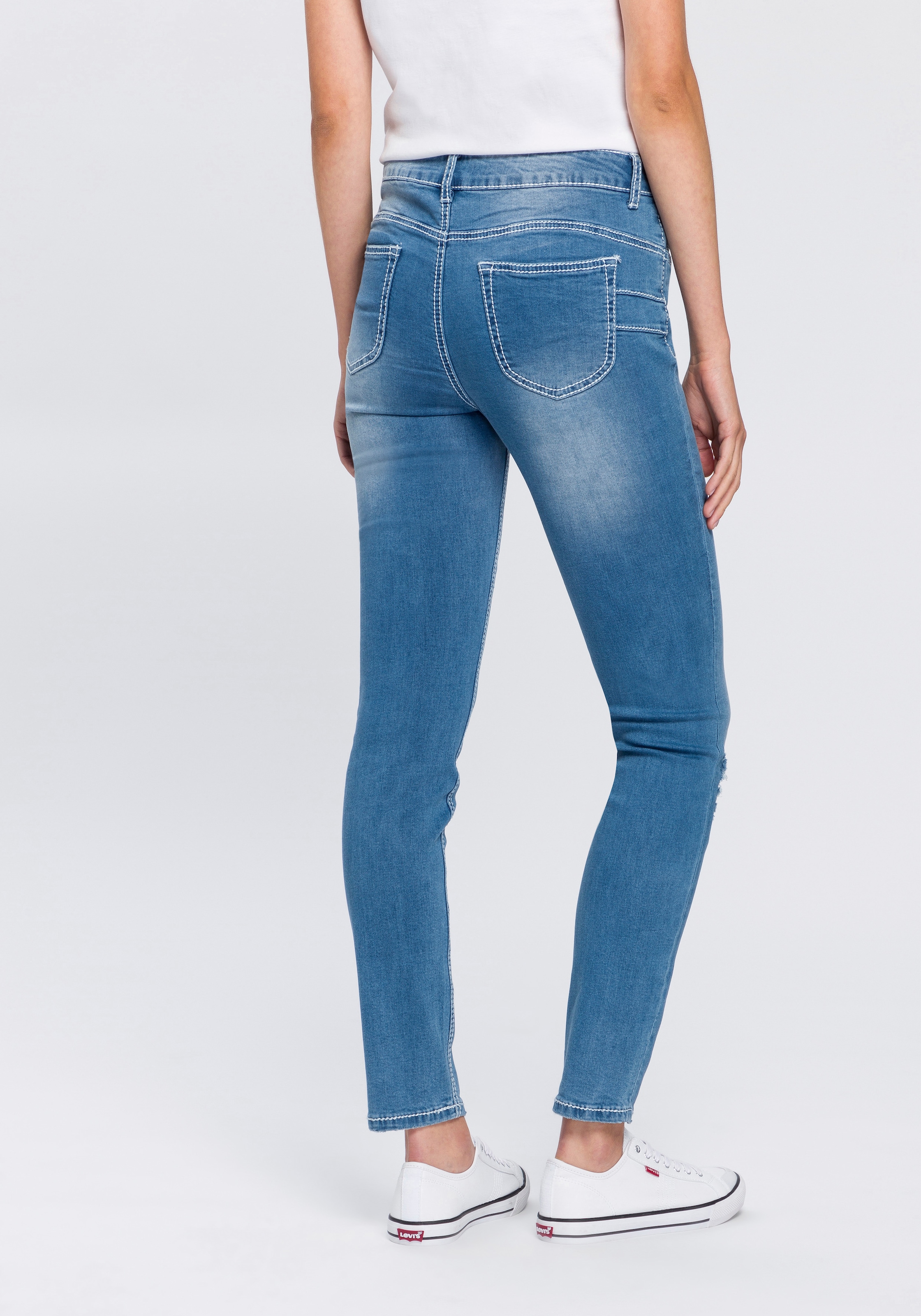 sur Arizona schräger Knopfleiste«, Slim-fit-Jeans Waist Trouver sichtbarer, Mid »mit