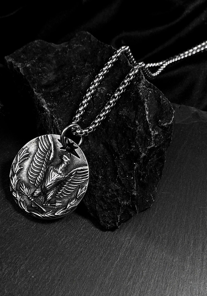 Firetti Kette mit Anhänger »Schmuck Geschenk Eagle Coin«, mit Zirkonia (synth.)