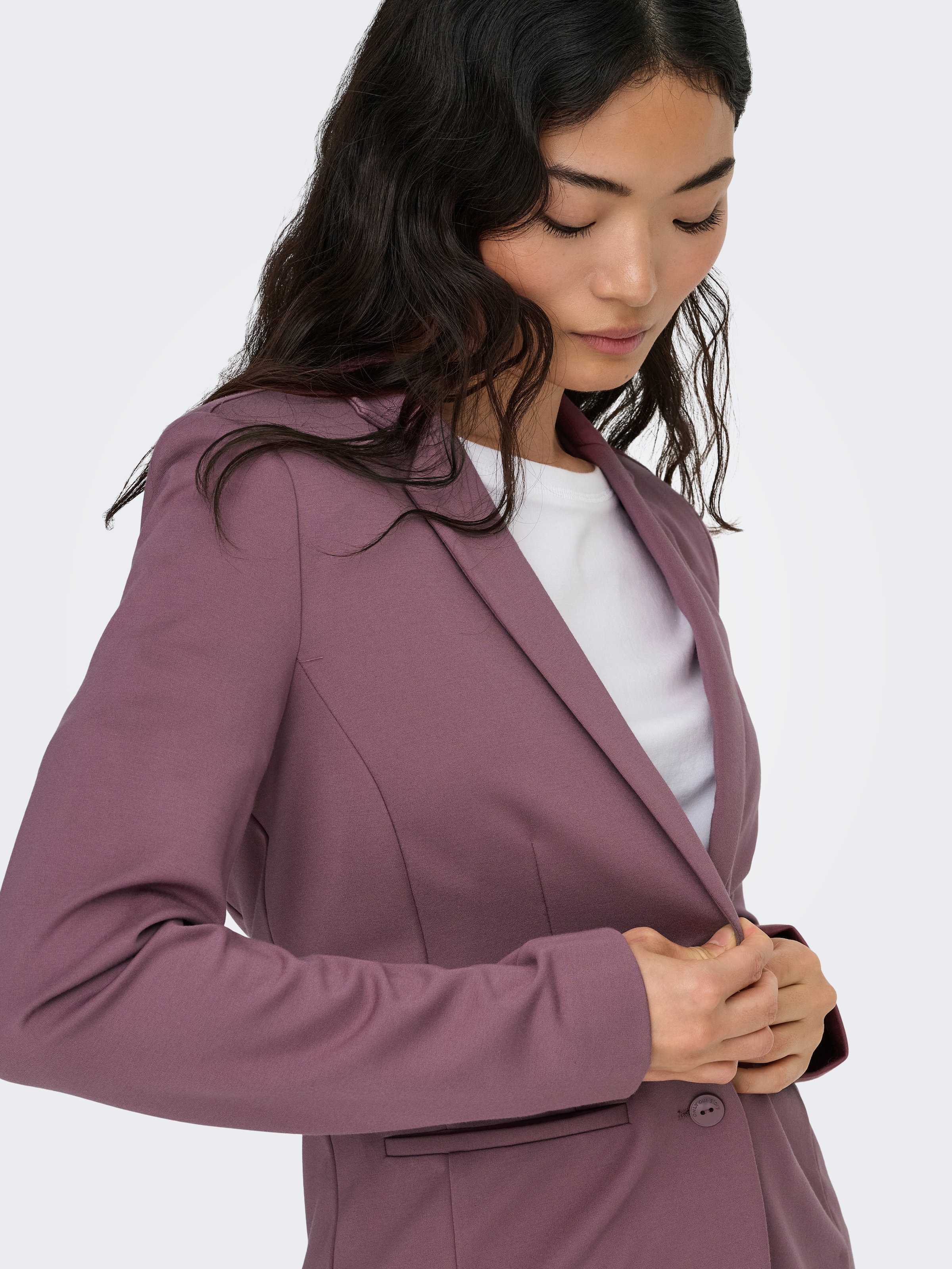 ONLY Blazer en jersey »ONLPOPTRASH – 2-Knopf Blazer mit taillierter Silhouette« coupe régulière, côtes Milano, mélange de matériaux, col à revers, uni
