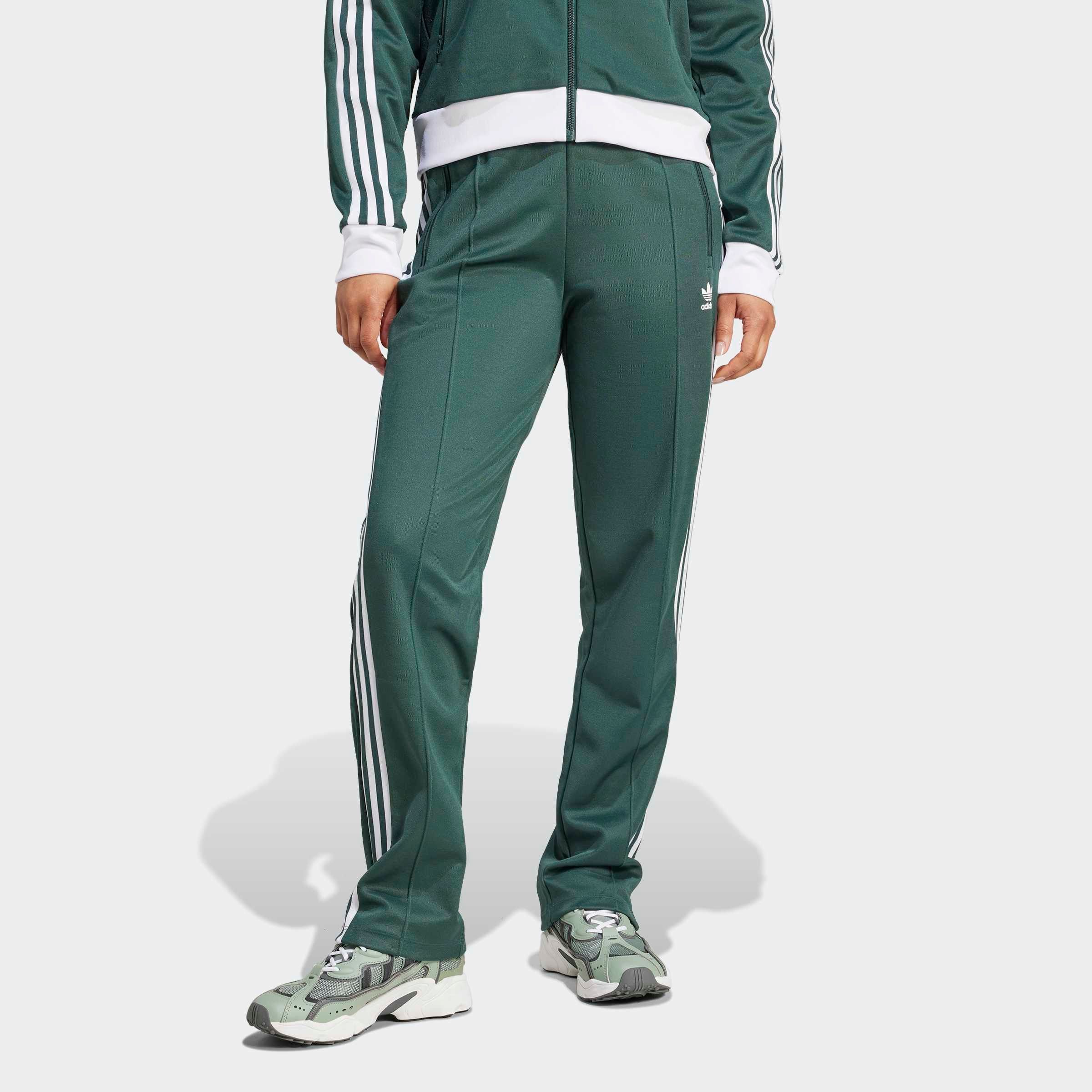 adidas Originals »CLASSIC TP«  Retro Style, der gerade Schnitt mit schmal zulaufenden Bein