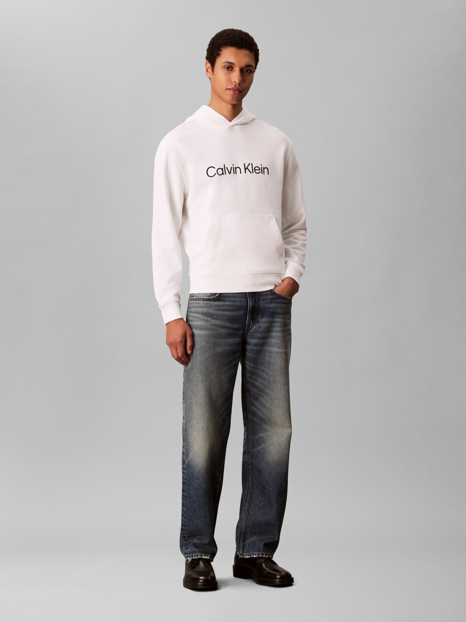 Calvin Klein Sweat à capuche »LS EU STANDARD LOGO 350TERRY PO«, Mit Rundhalsausschnitt, regular fit
