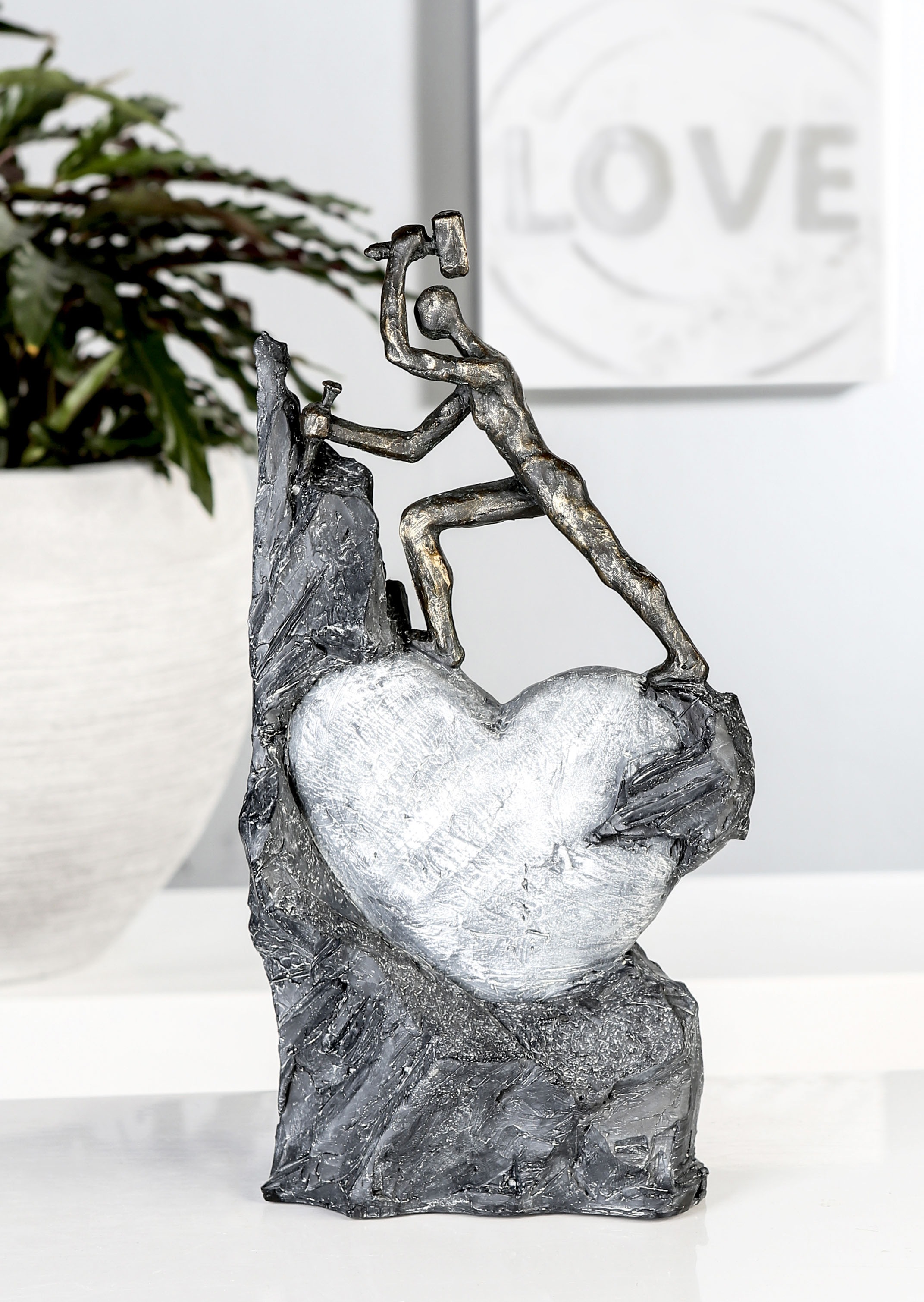 Image of Casablanca by Gilde Dekofigur »Skulptur Heart, bronzefarben/grau«, (1 St.), Dekoobjekt, Höhe 37 cm, Motiv Herz, mit Spruchanhänger, Wohnzimmer bei Ackermann Versand Schweiz