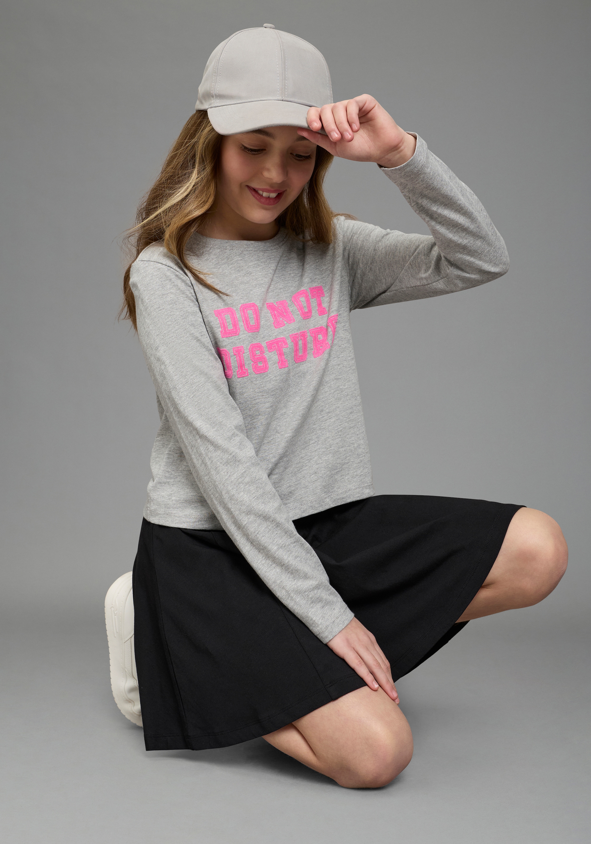 KIDSWORLD Langarmshirt »Cooler Spruch: DO NOT DISTURB! - Nicht stören!« modischer Stil, Langarm, bedruckte Optik mit Statements