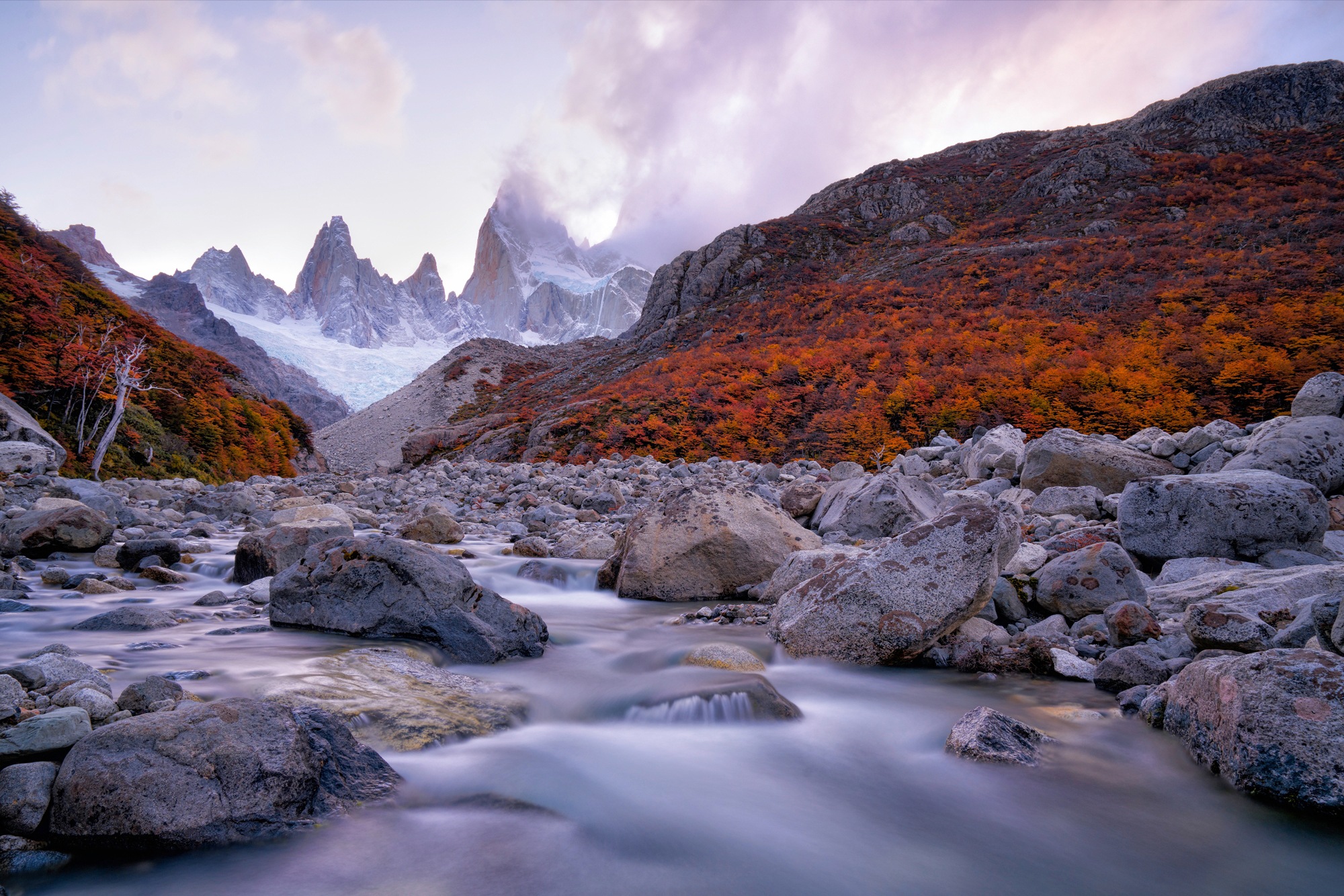 Image of Papermoon Fototapete »Photo-Art JOHN FAN, FITZ ROY UNTER DER TWILIGHT«, Vliestapete, hochwertiger Digitaldruck, inklusive Kleister bei Ackermann Versand Schweiz