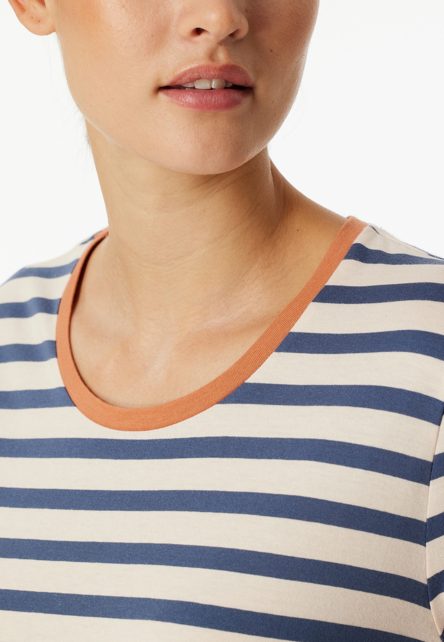 Schiesser Nachthemd »Casual Essentials«, mit langen Ärmeln, seitlichen Taschen, Baumwolle, Rundhalsausschnitt