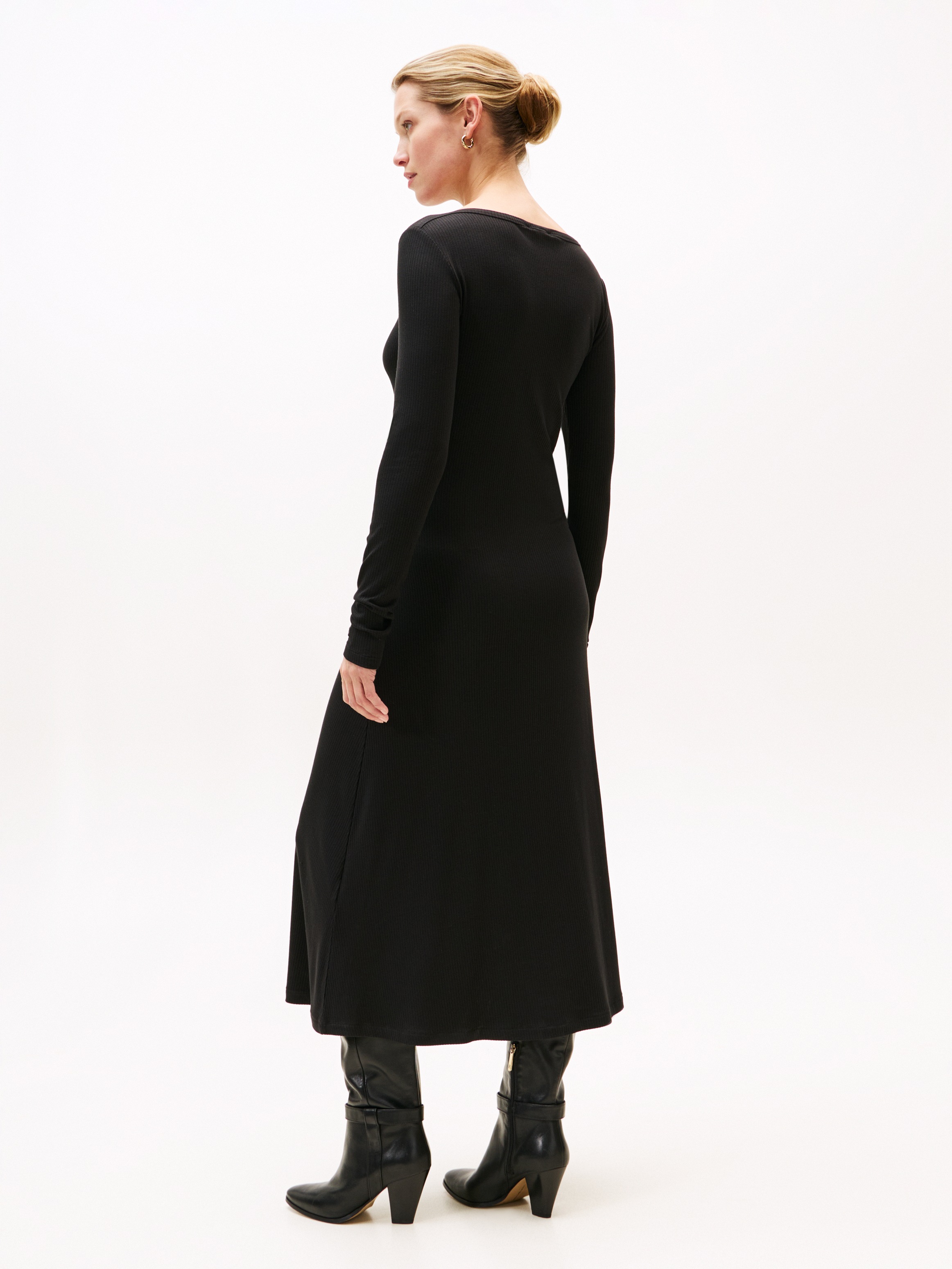 Tommy Hilfiger A-Linien-Kleid »5X2 RIB FLARE MIDI DRESS LS«, in gerippter Struktur und mit ausgestellter Form