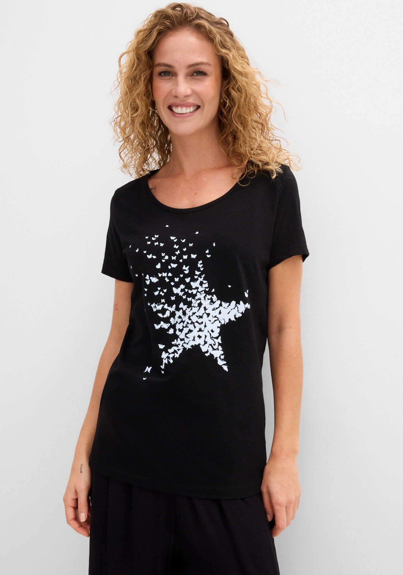 Image of bonprix T-Shirt Oversize-Passform, Kurzarm-Design, aus Baumwolle