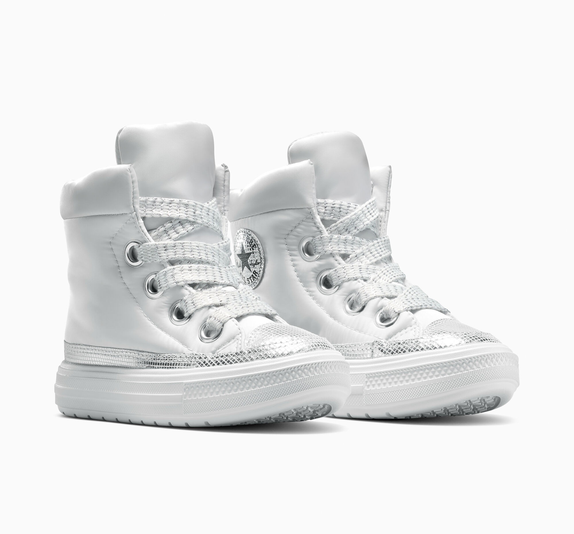 Image of Converse Sneaker "CHUCK TAYLOR ALL STAR ELEMENTS BOOT" gefüttert
