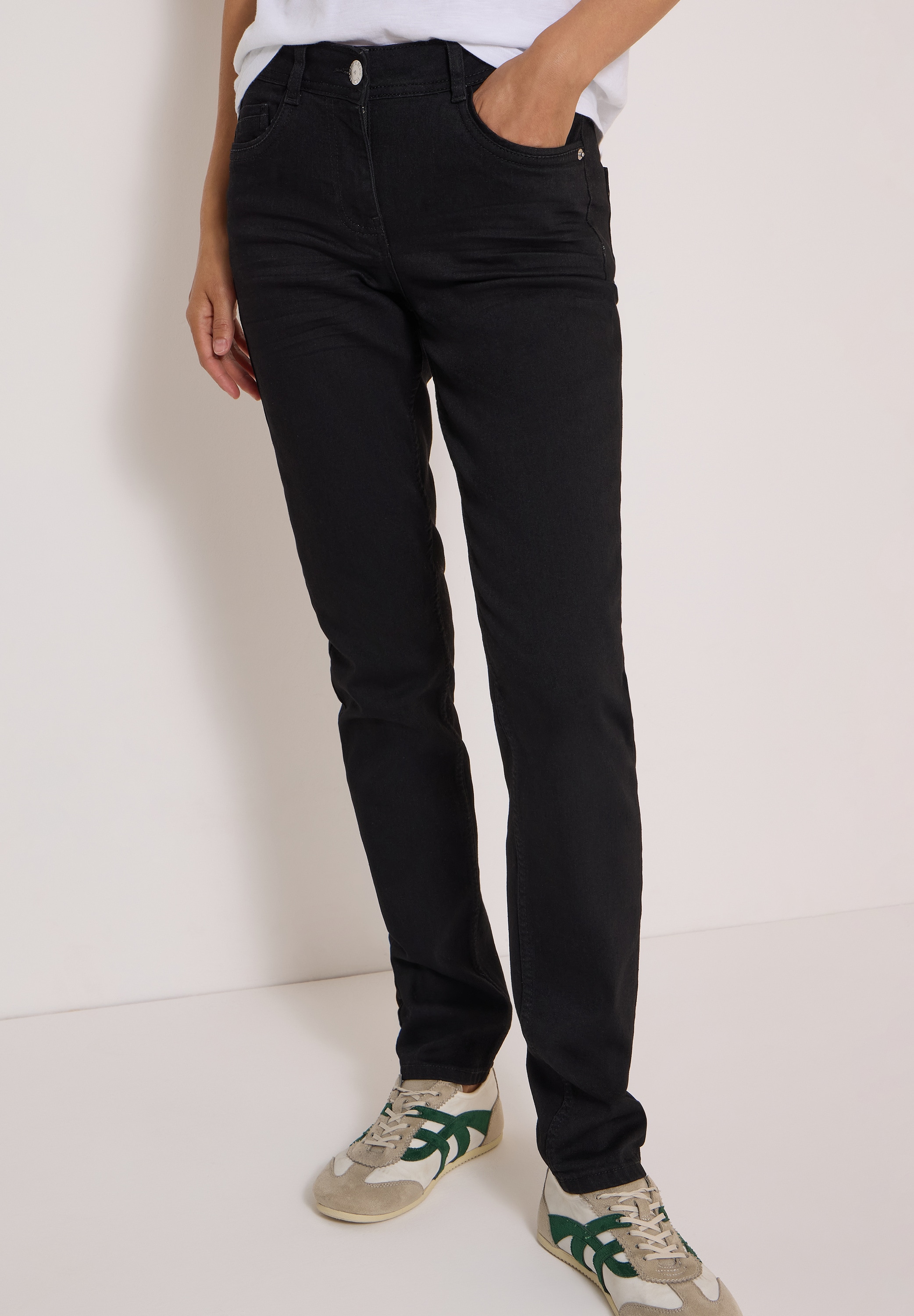 Image of Cecil Straight-Jeans "Style Scarlett" in schwarzer Waschung und mit Stretch