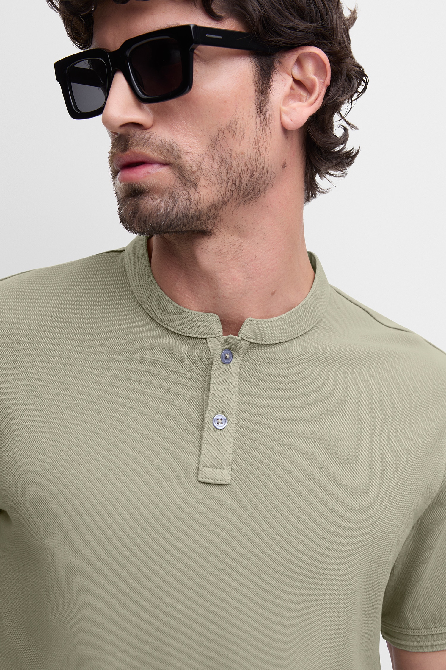 Cinque T-shirt »CILANO« Rundhalsausschnitt mit kurzer Knopfleiste, Relaxed Fit