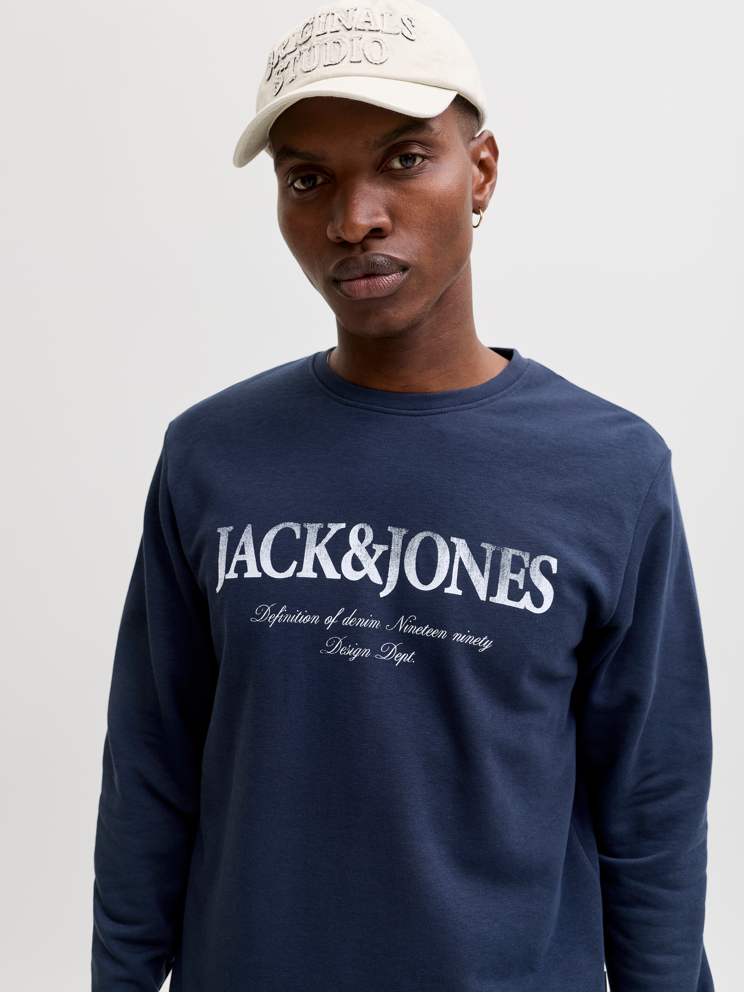 Jack & Jones Sweatshirt »JJDEVIN DAYTONA PRINT SWEAT CREW NECK«

