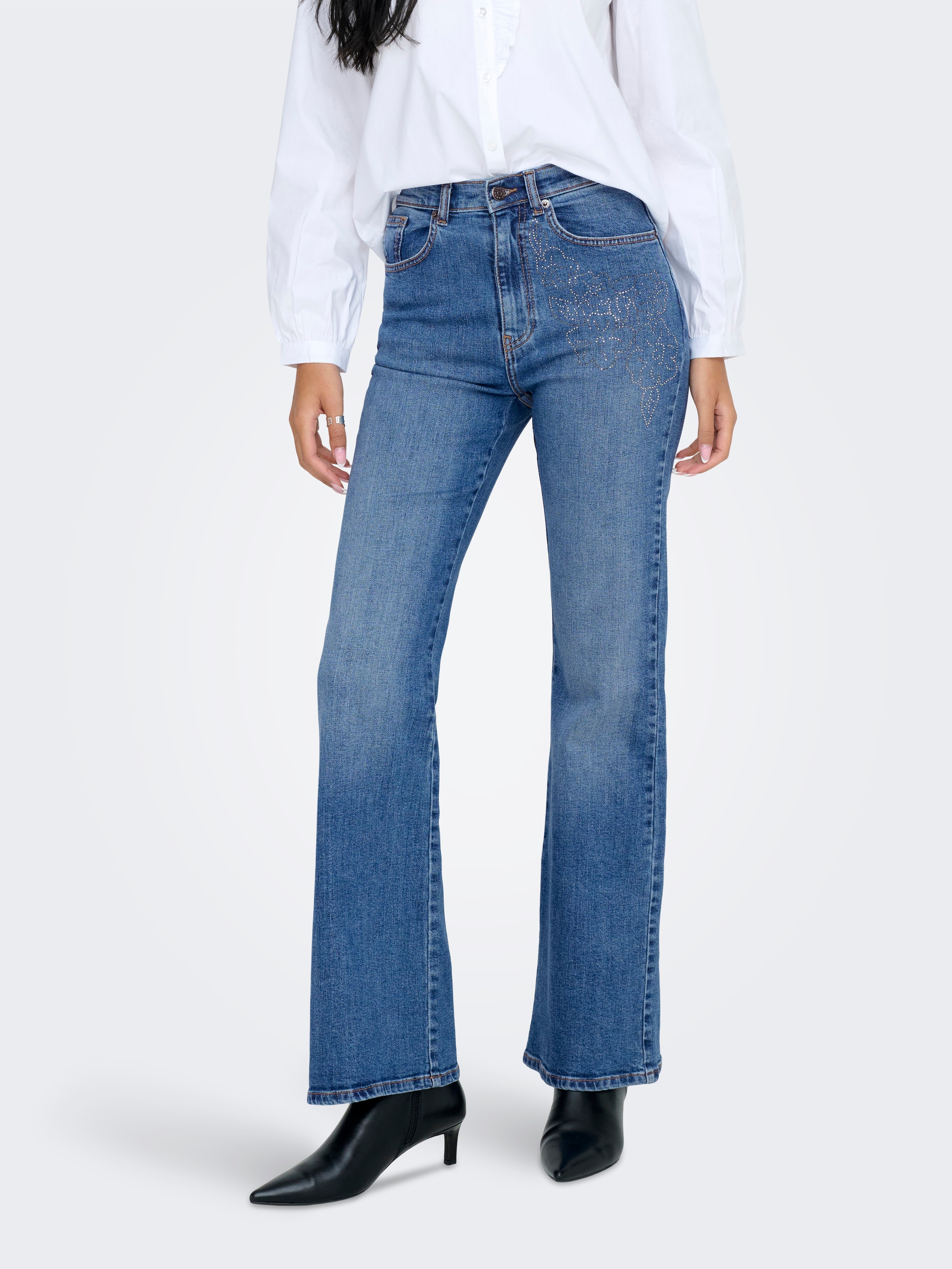 Image of ONLY Bootcut-Jeans "ONLJUICY HW FLARE RHINESTONE DNM AZG" mit dezenter Verzierung