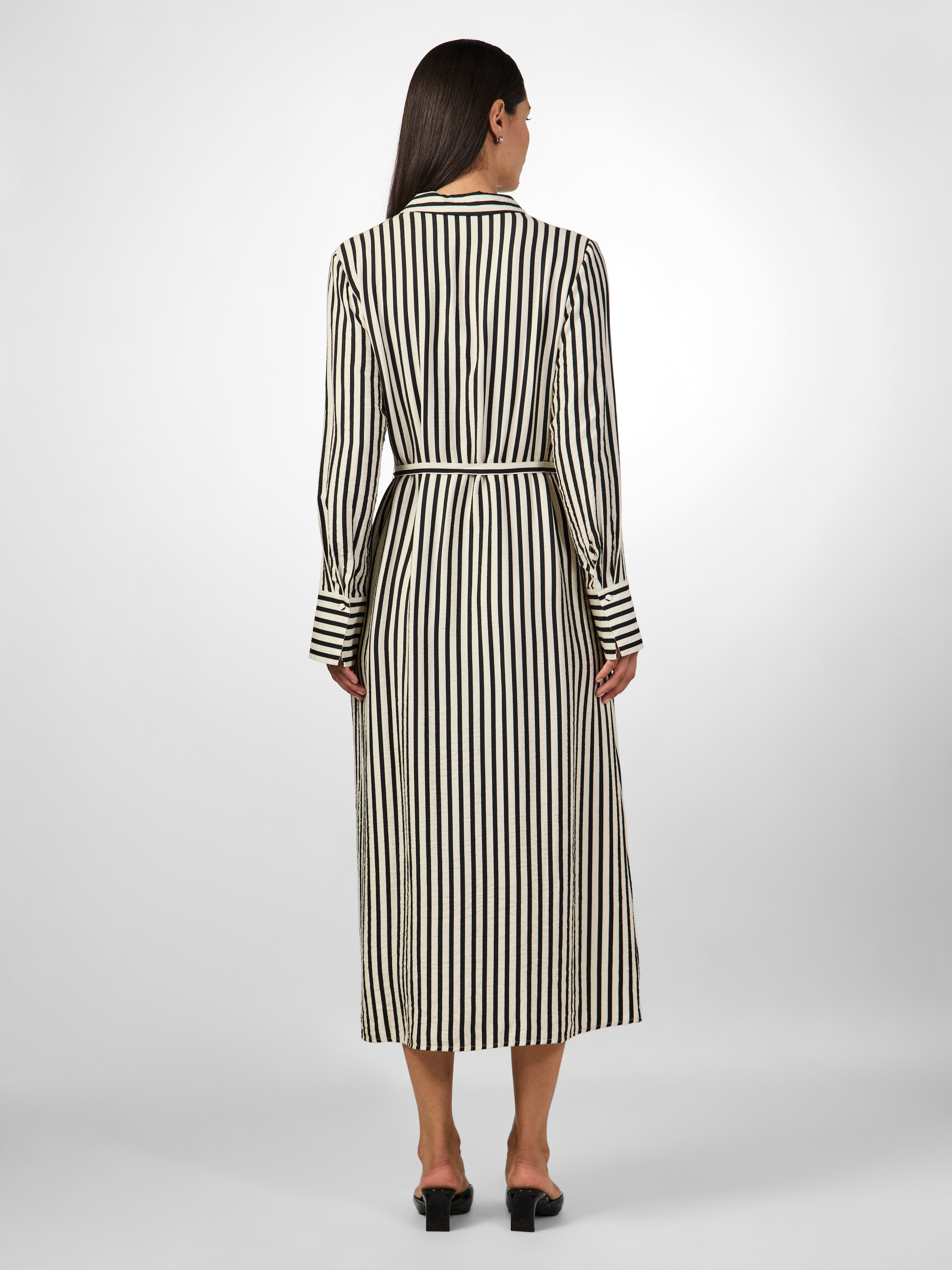 Y.A.S Robe chemisier »YASKAYA LS LONG SHIRT DRESS S. NOOS« Sommerkleid,