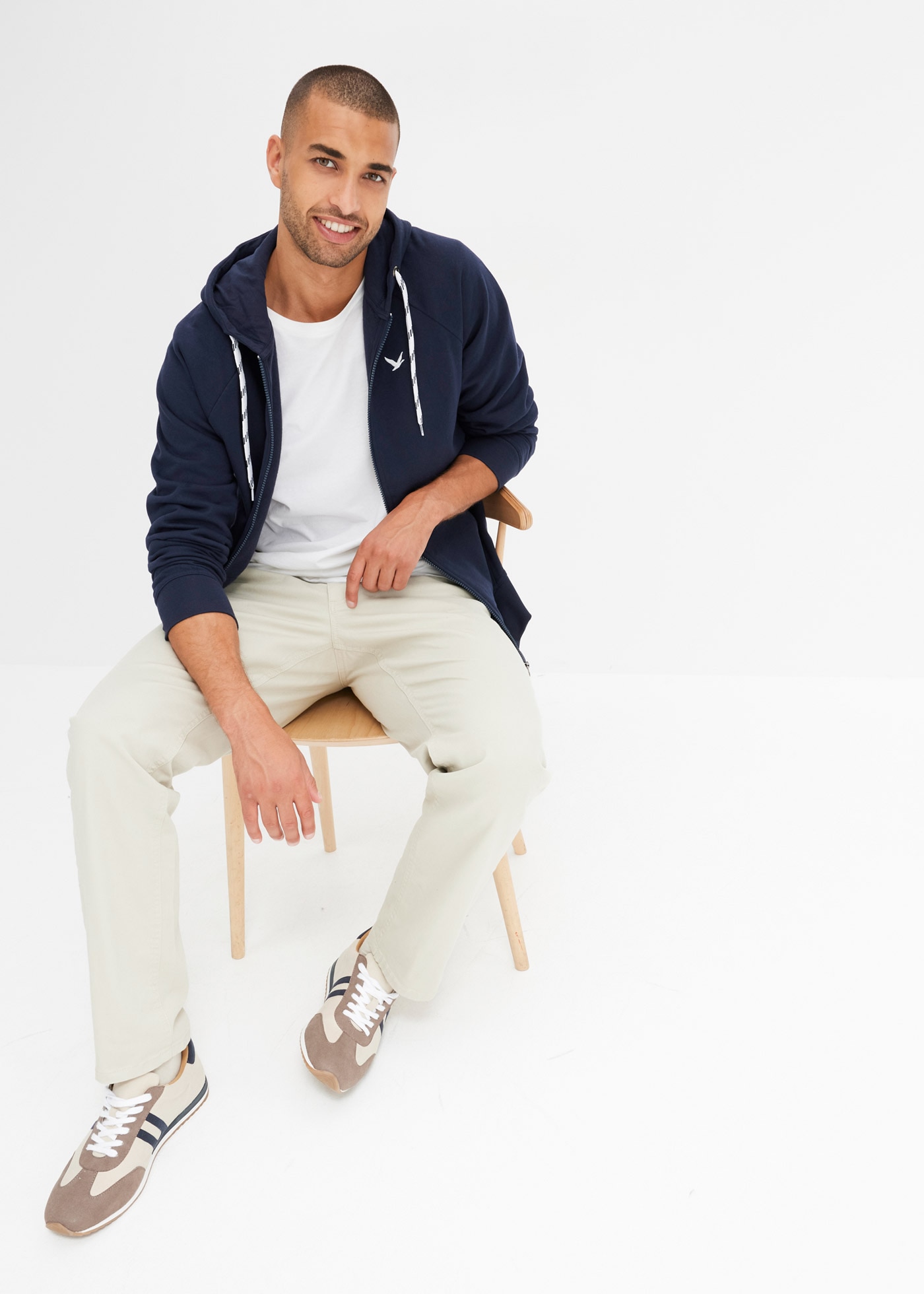 bonprix Kapuzensweatjacke »Kapuzen-Sweatjacke mit Kontrastdetails«, Kapuzen-Sweatjacke mit Kontrastdetails
