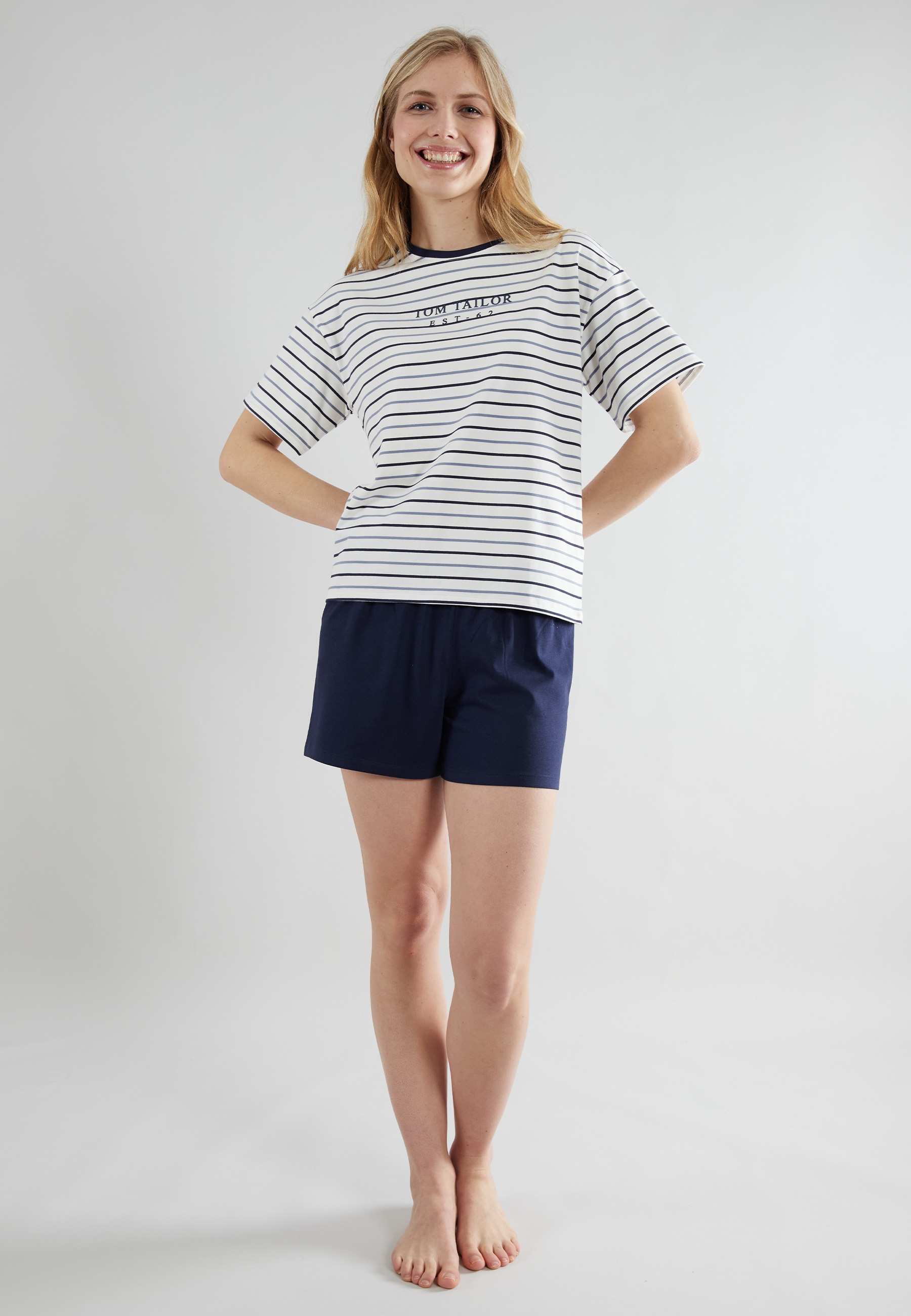 Image of TOM TAILOR Shorty "Zaria" 2 tlg. Streifendesign, Kurzarm, Rundhalsausschnitt, kurze Hose, Baumwollmix