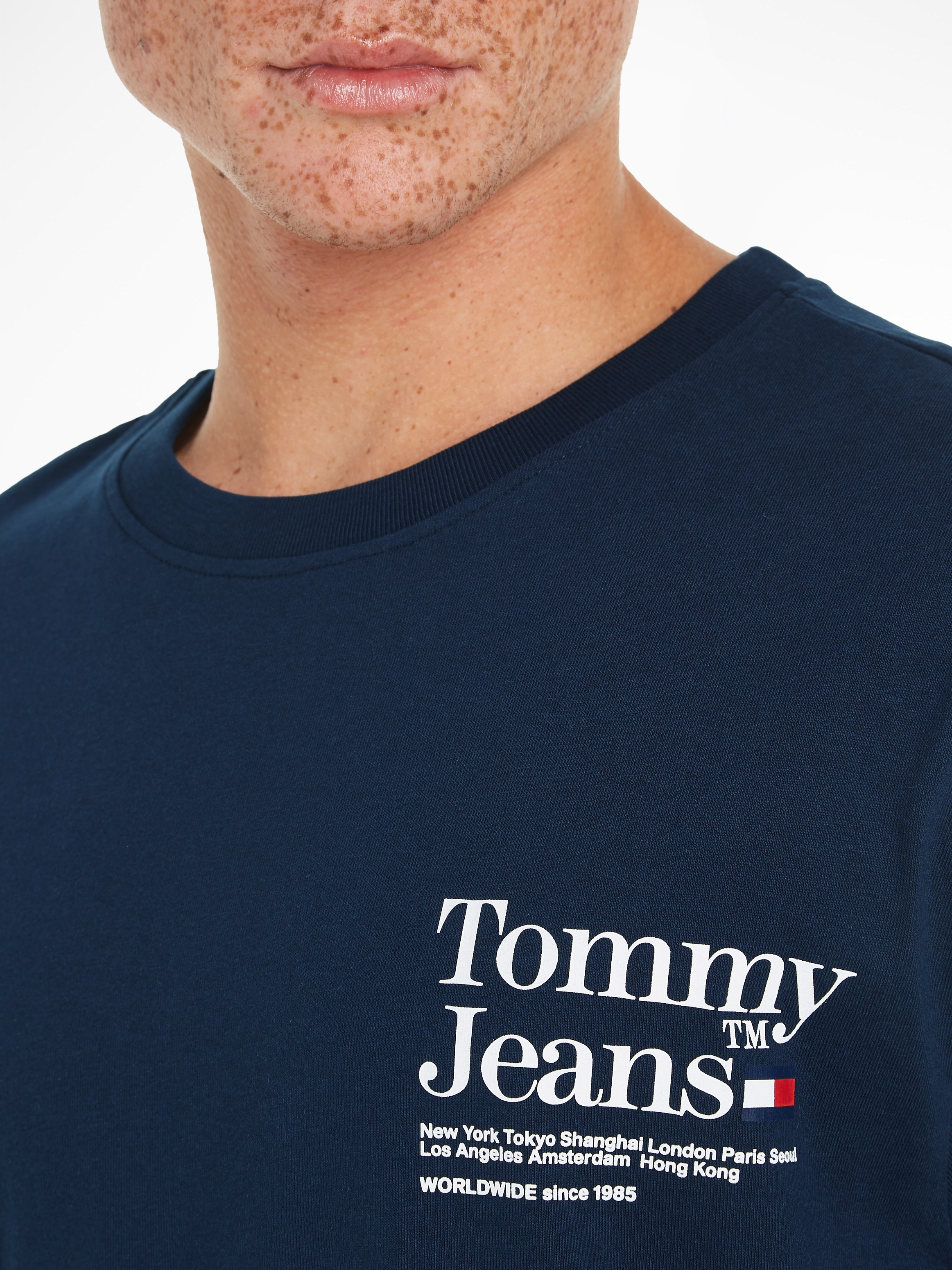 Tommy Jeans T-Shirt »TJM REG MODERN TOMMY TM TEE«, mit grossem Aufdruck auf dem Rücken