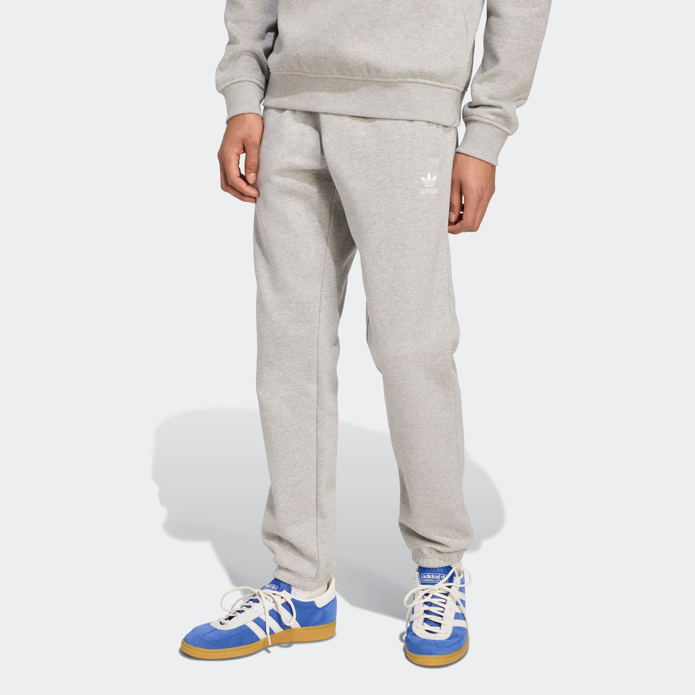 adidas Originals Sporthose »ESS PT«  schmale Passform, mit flauschiger Innenseite, mit Rippbündchen