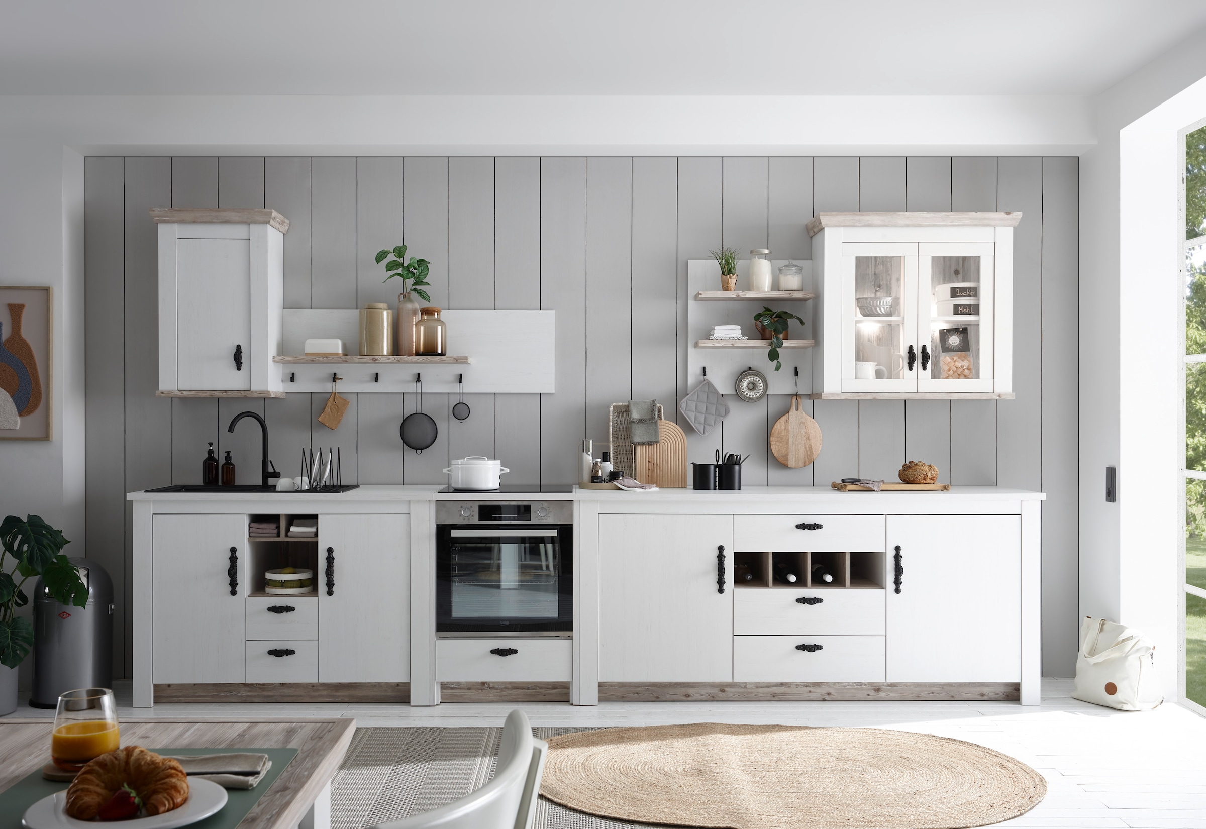 Home affaire Unterschrank »Florenz, Küchenunterschrank in Pinie Weiss, Unterschrank«, mit verschnörkeltem Metallgriff, im Landhausstil, Arbeitshöhe 92 cm