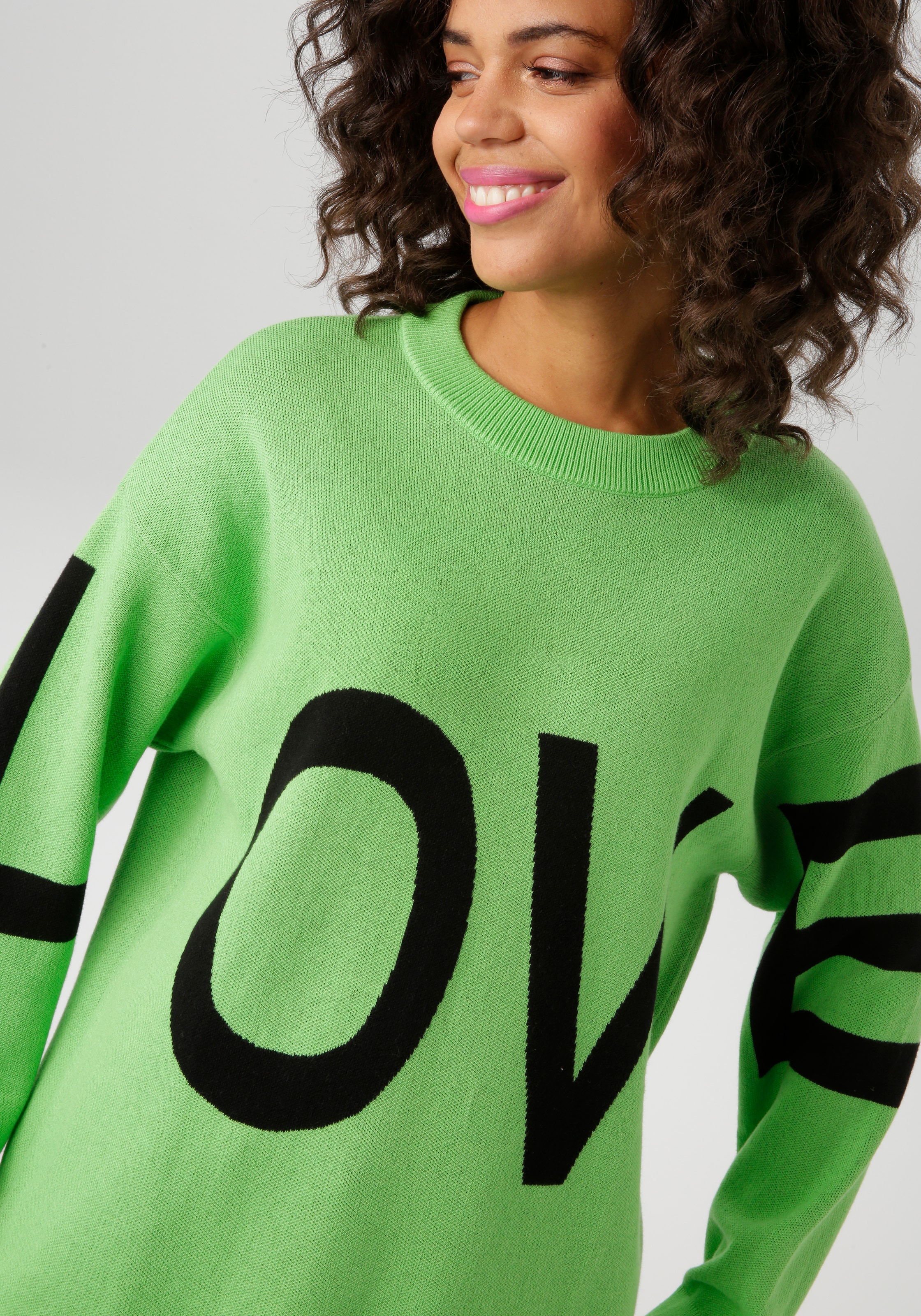 Aniston CASUAL Strickpullover, mit eingestricktem LOVE-Schriftzug - NEUE KOLLEKTION