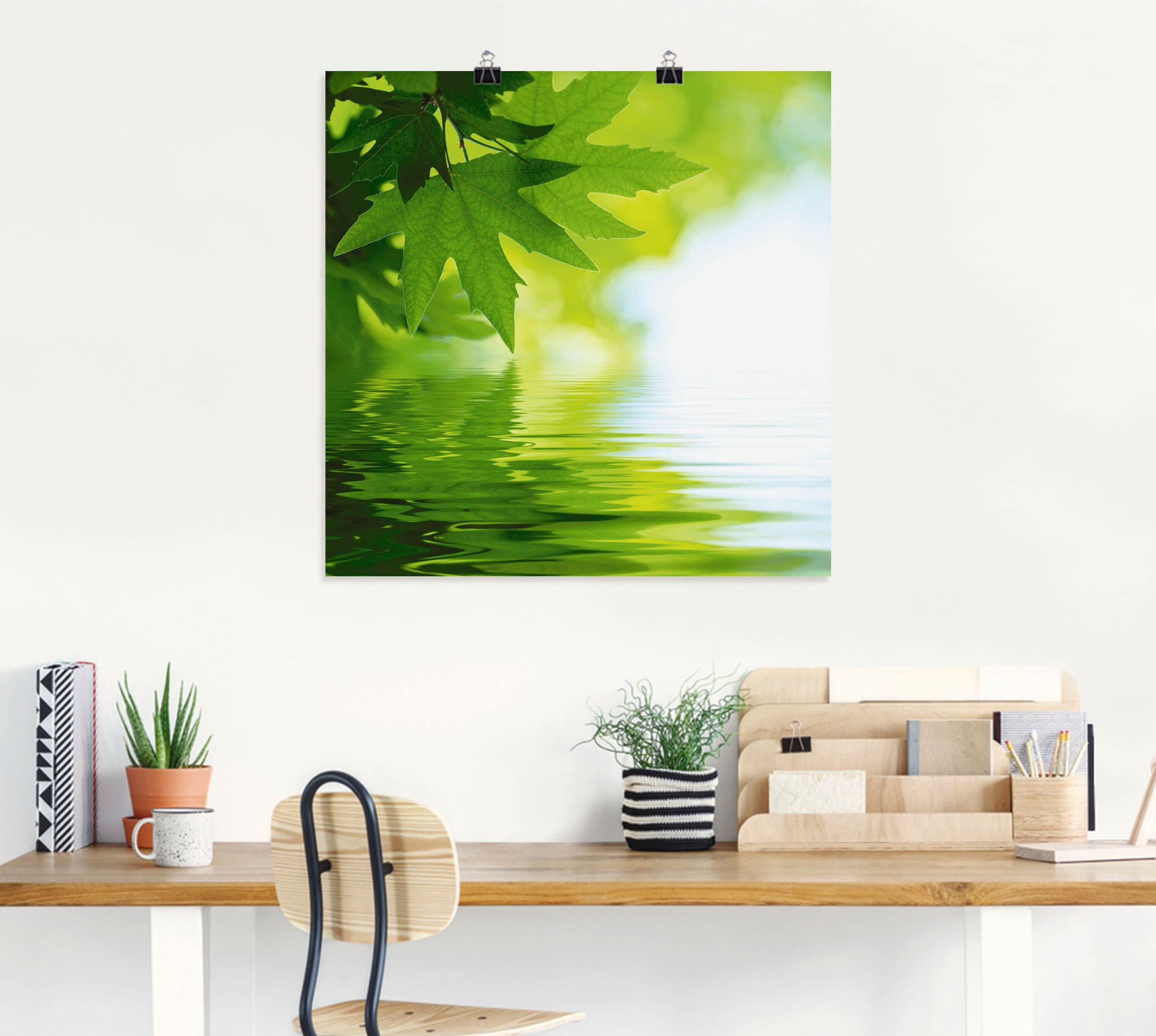 Artland Wandbild »Grüne Blätter reflektieren im Wasser«, Blätter, (1 St.), als Leinwandbild, Poster, Wandaufkleber in verschied. Grössen
