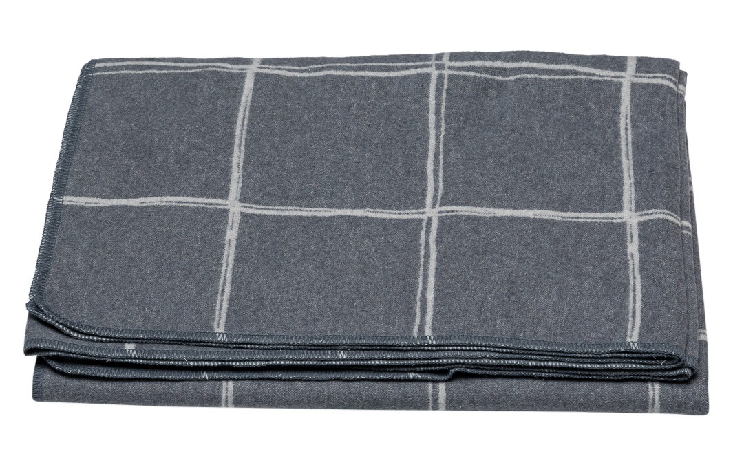 Image of DAVID FUSSENEGGER Wohndecke, mit modernem Karodesign - Made in Austria bei Ackermann Versand Schweiz