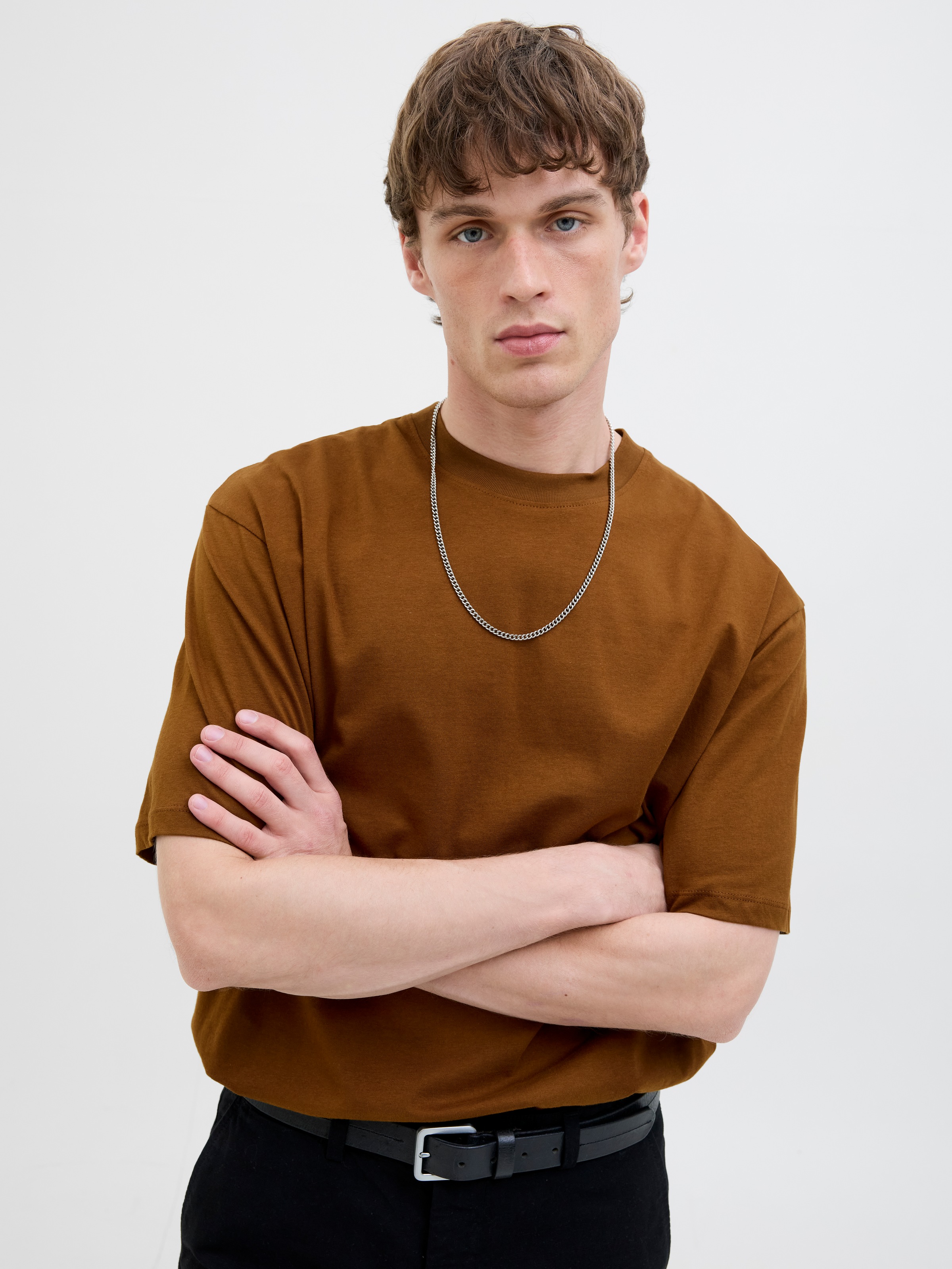 Jack & Jones Oversize-Shirt »JJEBRADLEY TEE SS O-NECK NOOS«, mit Rundhalsausschnitt