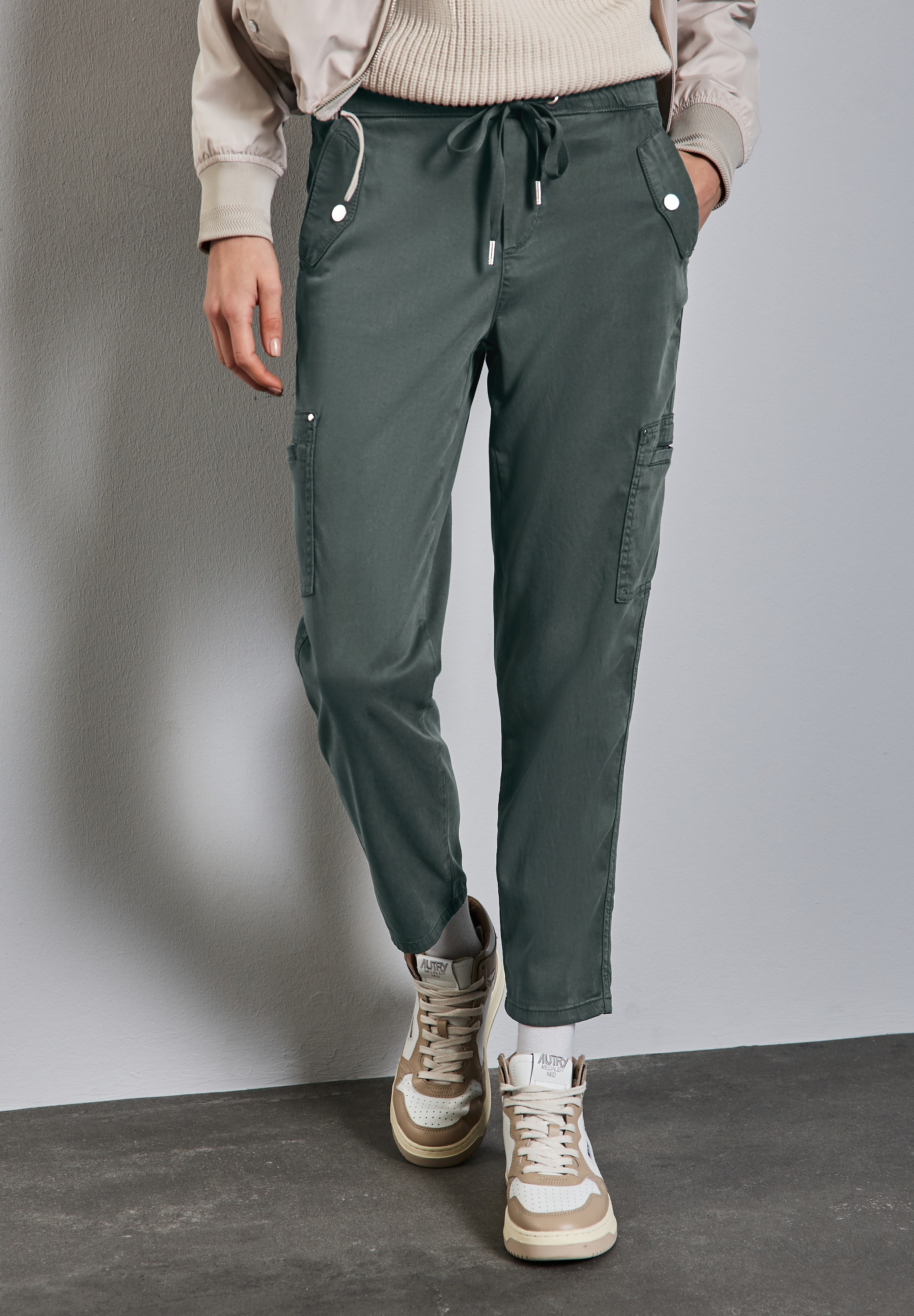 STREET ONE Cargohose »Style Bonny«, mit Taschen