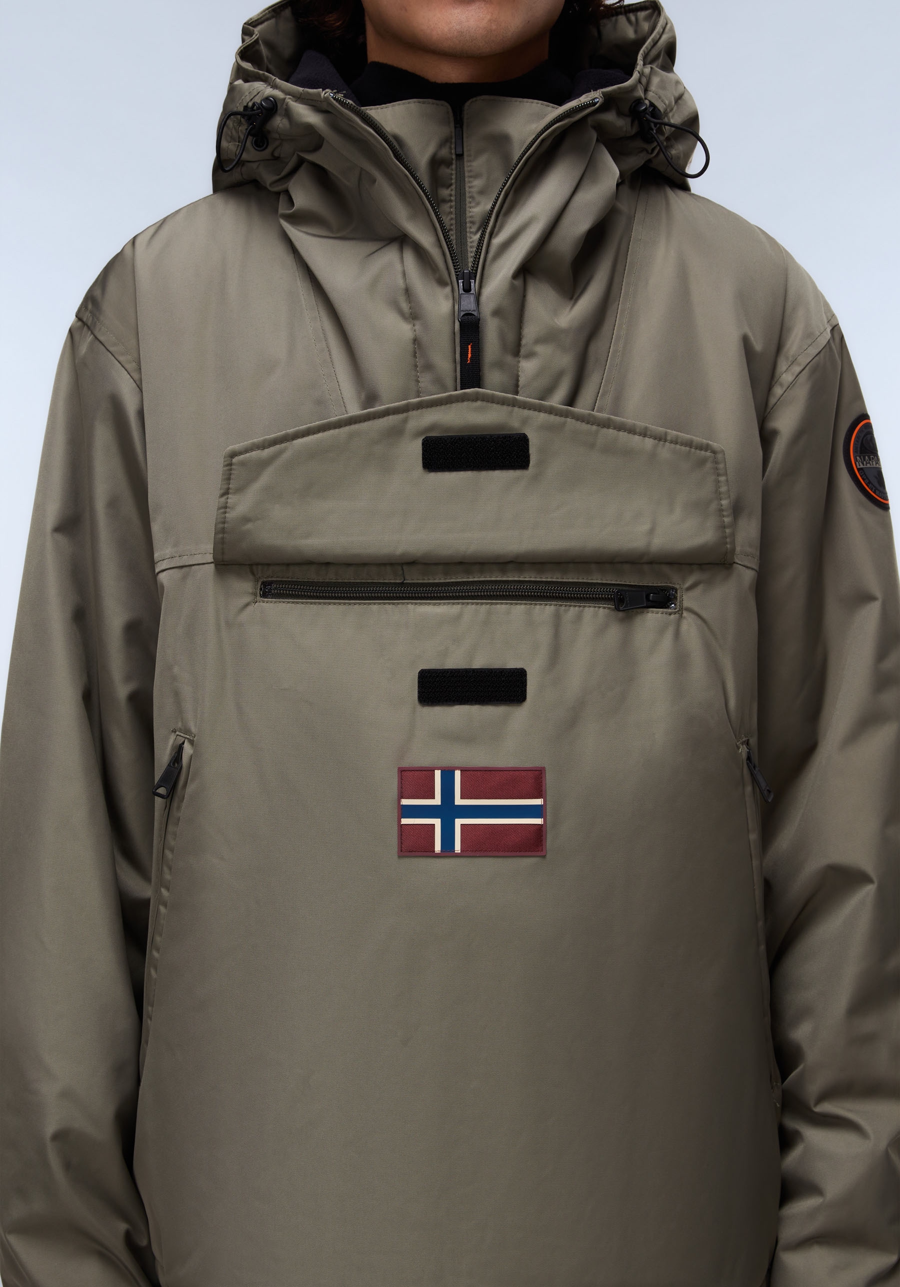 Napapijri Anorak »RAINFOREST«, mit Kapuze, regular fit, mit seitlichen Reissverschluss, Belüftungsösen