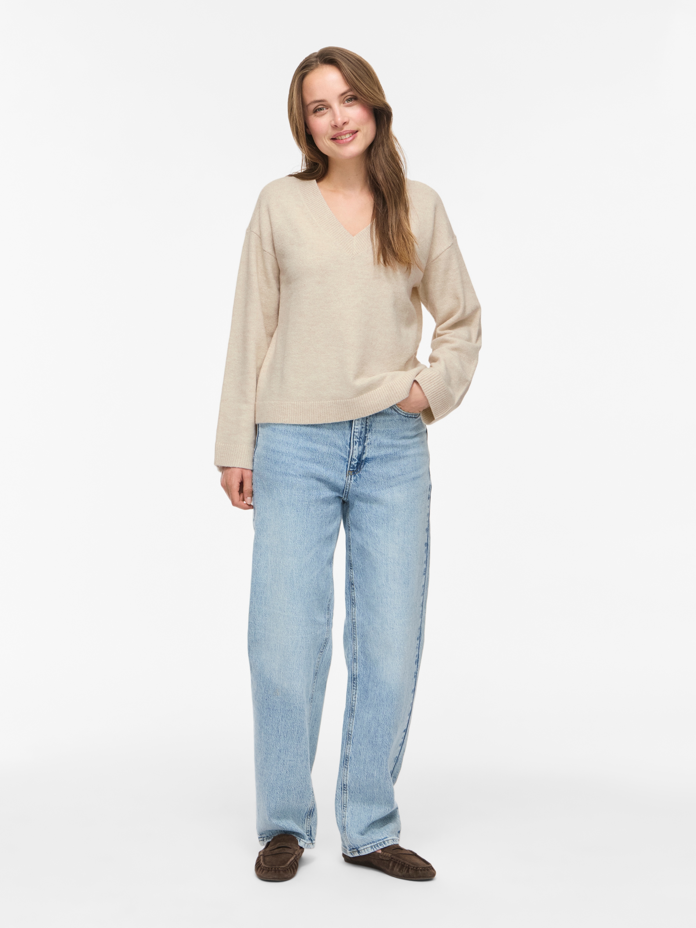 Vila Pull en tricot »VILIGA L/S REV V-NECK KNIT TOP - NOOS« mélange de matériaux, coupe régulière