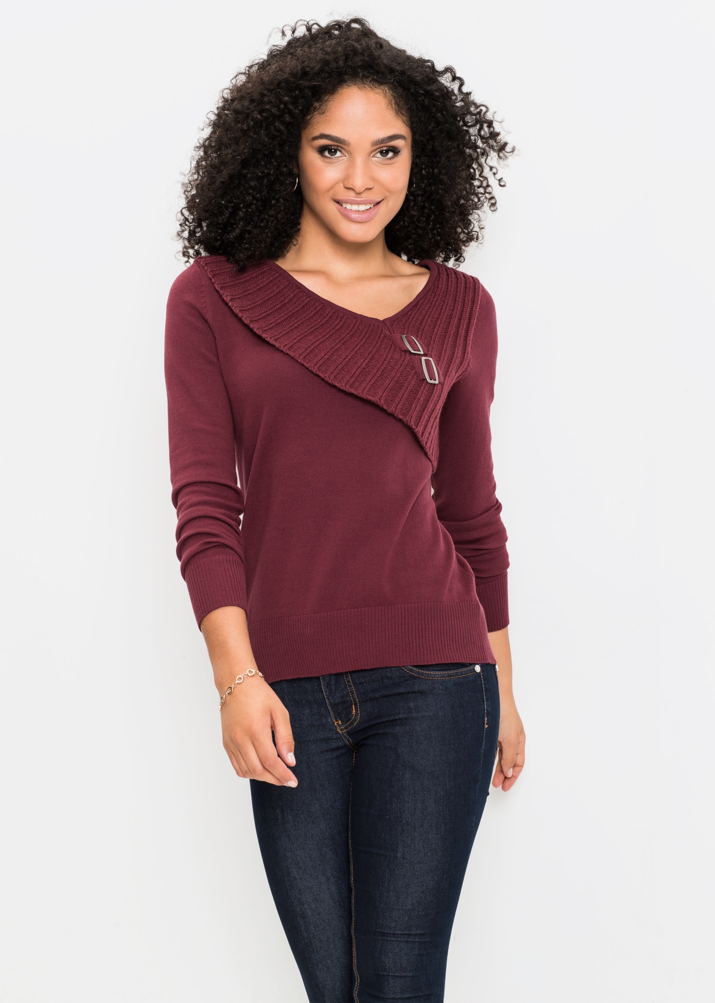 Image of bonprix Strickpullover mit Metall-Schnallen, figurbetonte Passform