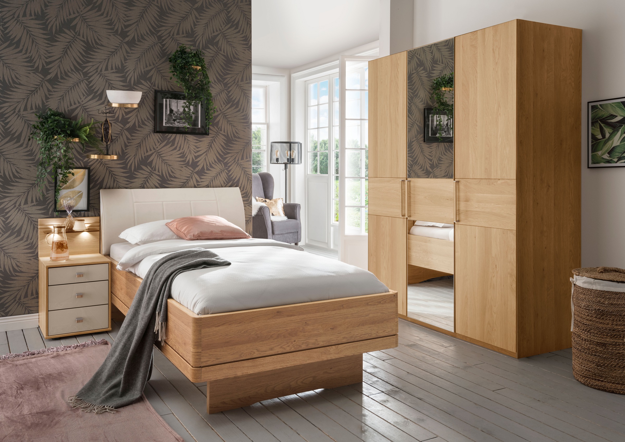 WIEMANN Drehtürenschrank »Kiruna« mit Kristallspiegel