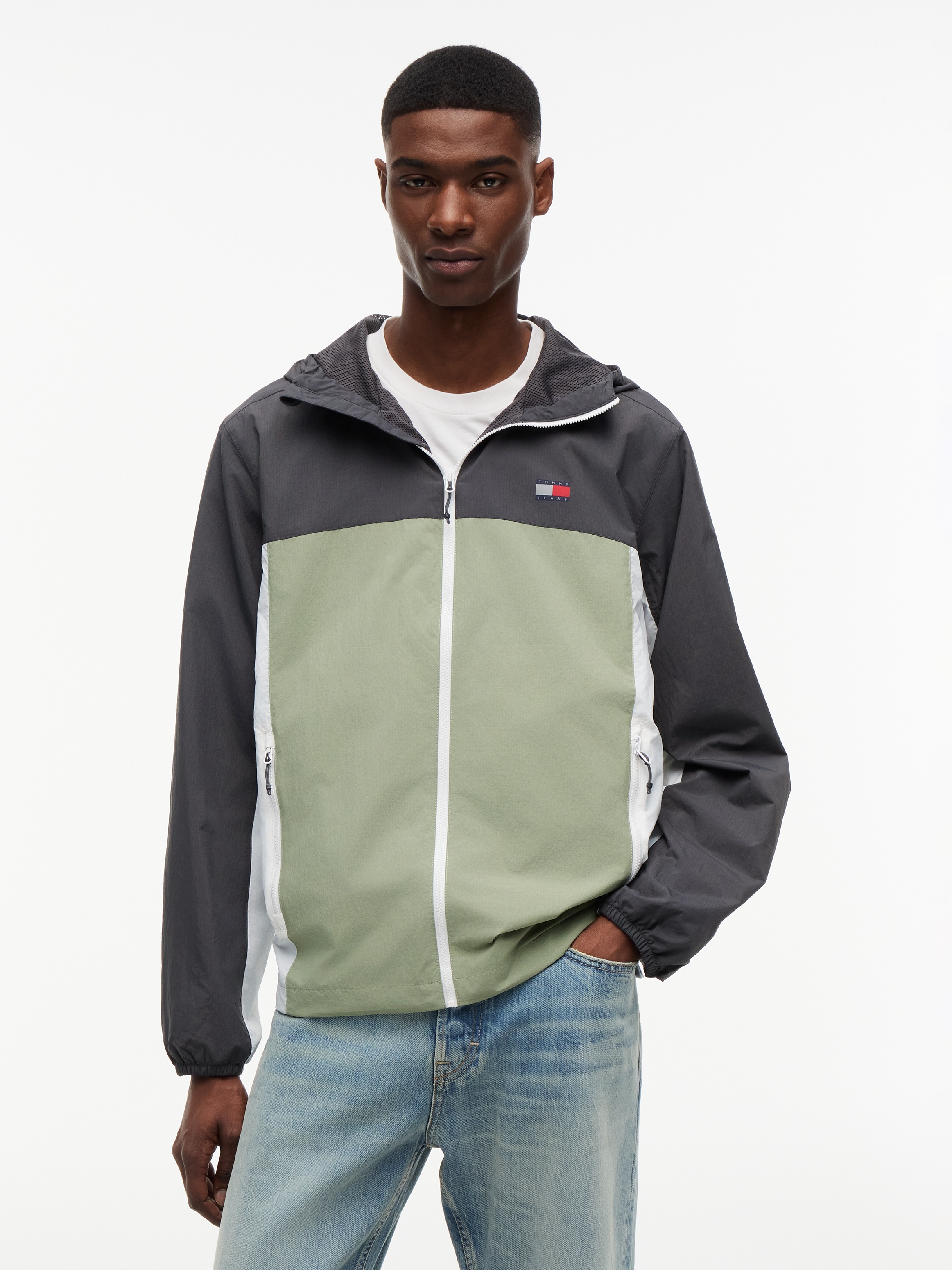 Image of Tommy Jeans Windbreaker "TJM CHICAGO PACKABLE" mit Kapuze verstaubar, relaxed fit