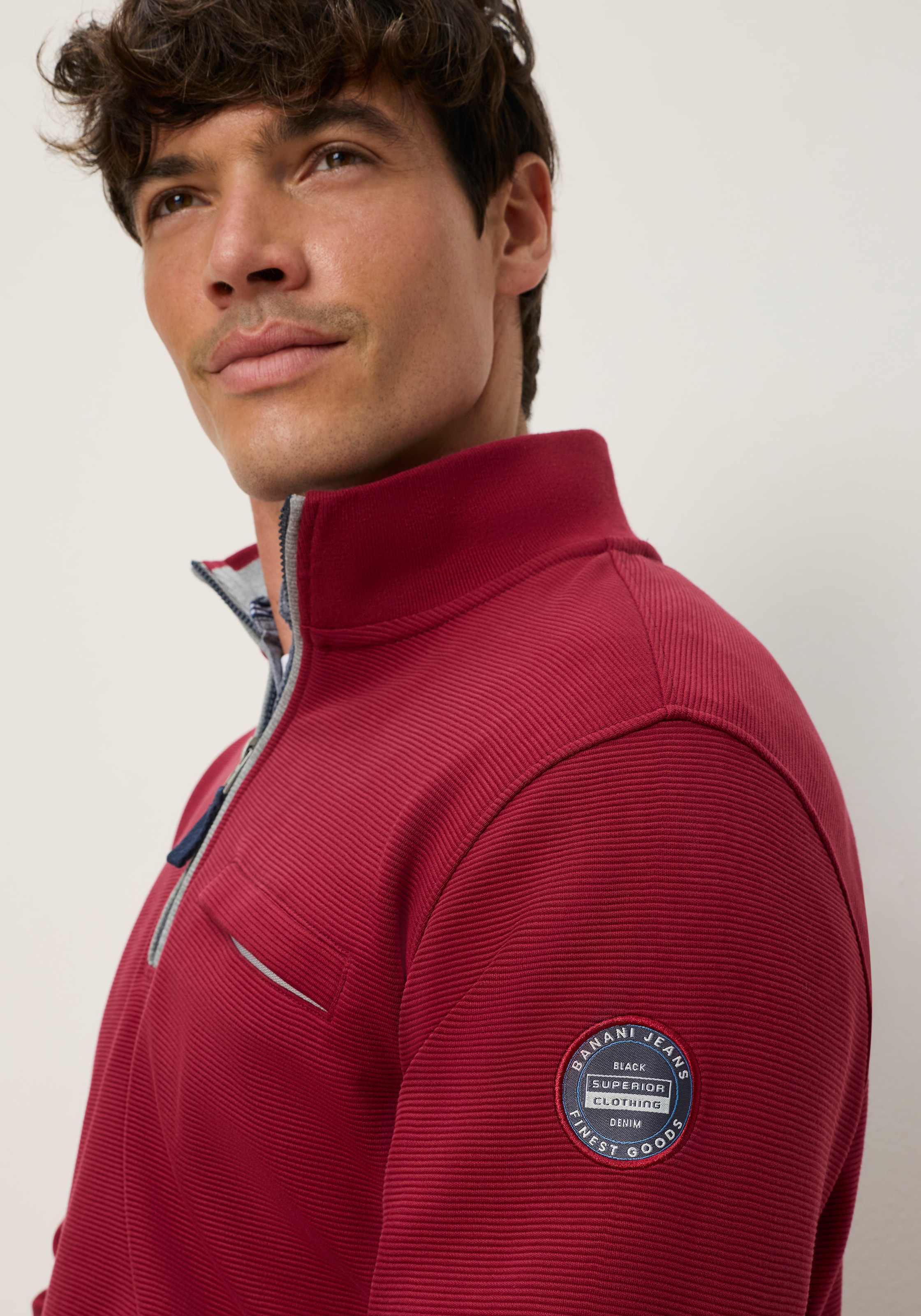 Man's World Sweat-shirt »- Sportiv gepflegte Optik für Alltag und Freizeit«, Tissu supérieur côtelé, poche zippée, accents contrastés
