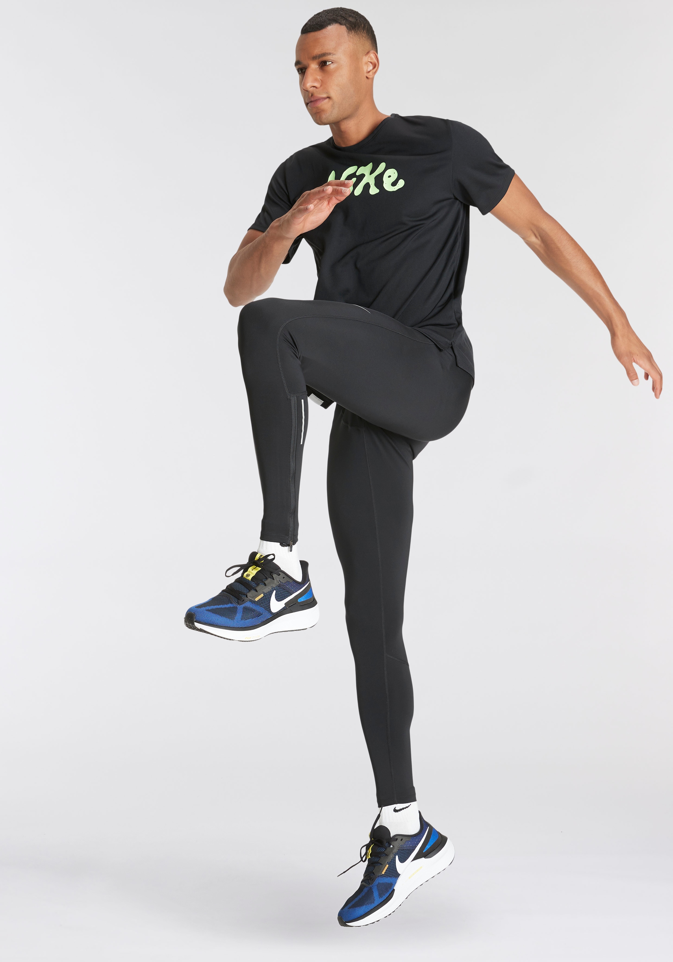 Nike Laufshirt »DRI-FIT UV MILER STUDIO ' MEN'S SHORT-SLEEVE RUNNING TOP«