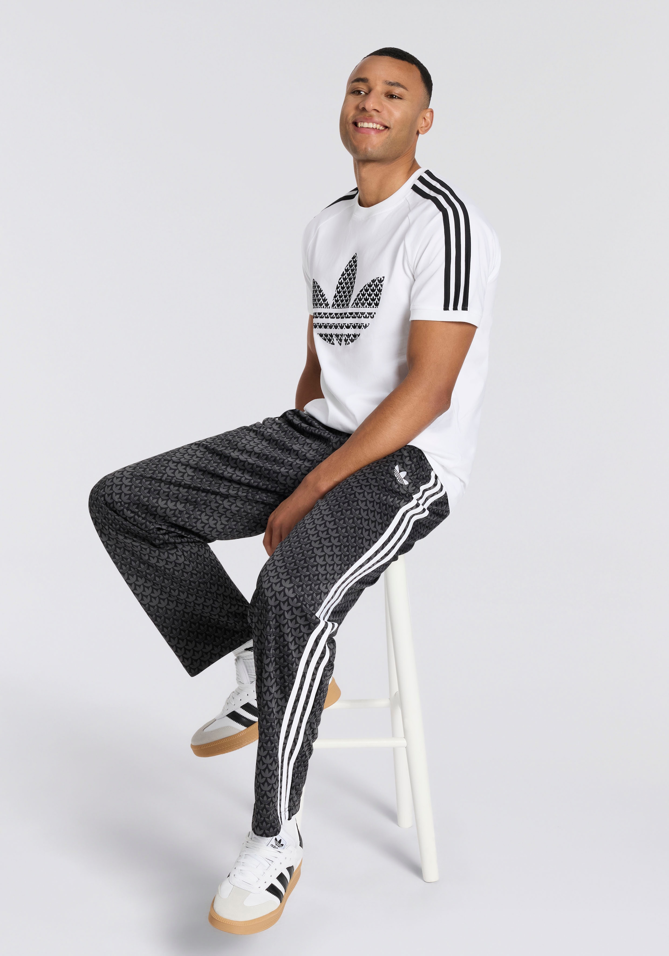 adidas Originals Pantalon de sport »FIREBIRD MONOGRAM, LOCKER GESCHNITTEN«
