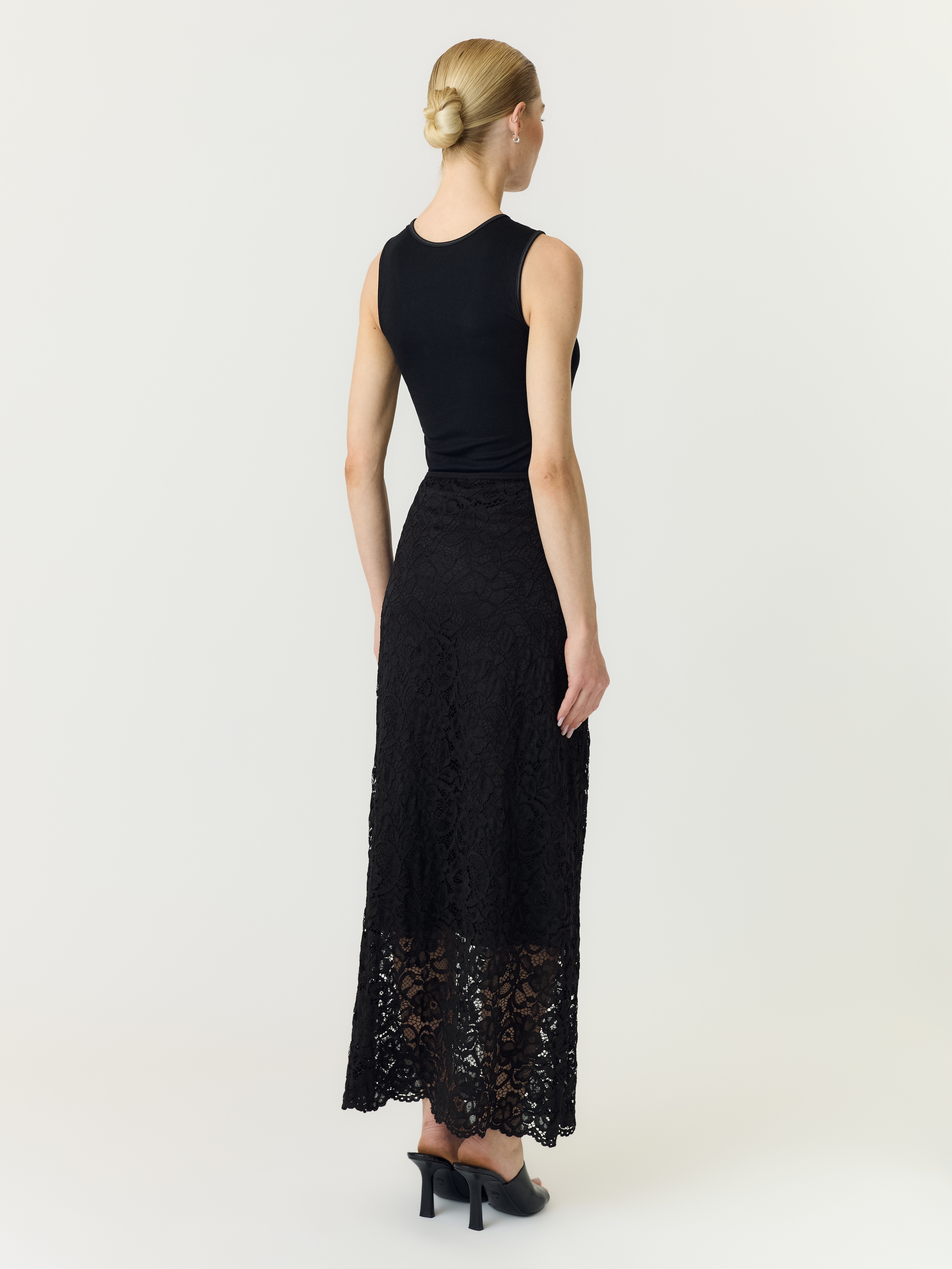 Y.A.S Maxi jupe »YASLACEY HW LONG LACE SKIRT S. NOOS« mélange de matériaux, taille haute