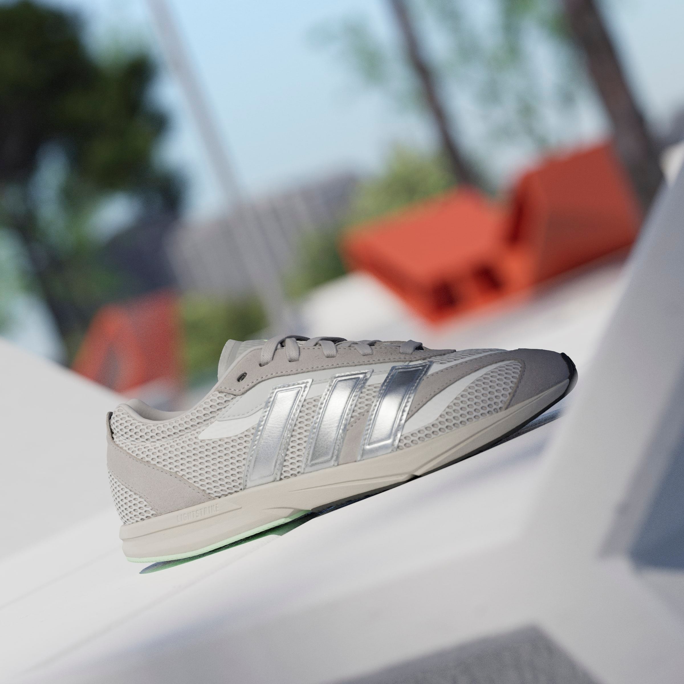 adidas Sportswear Sneaker »LIGHTBLAZE LP E«