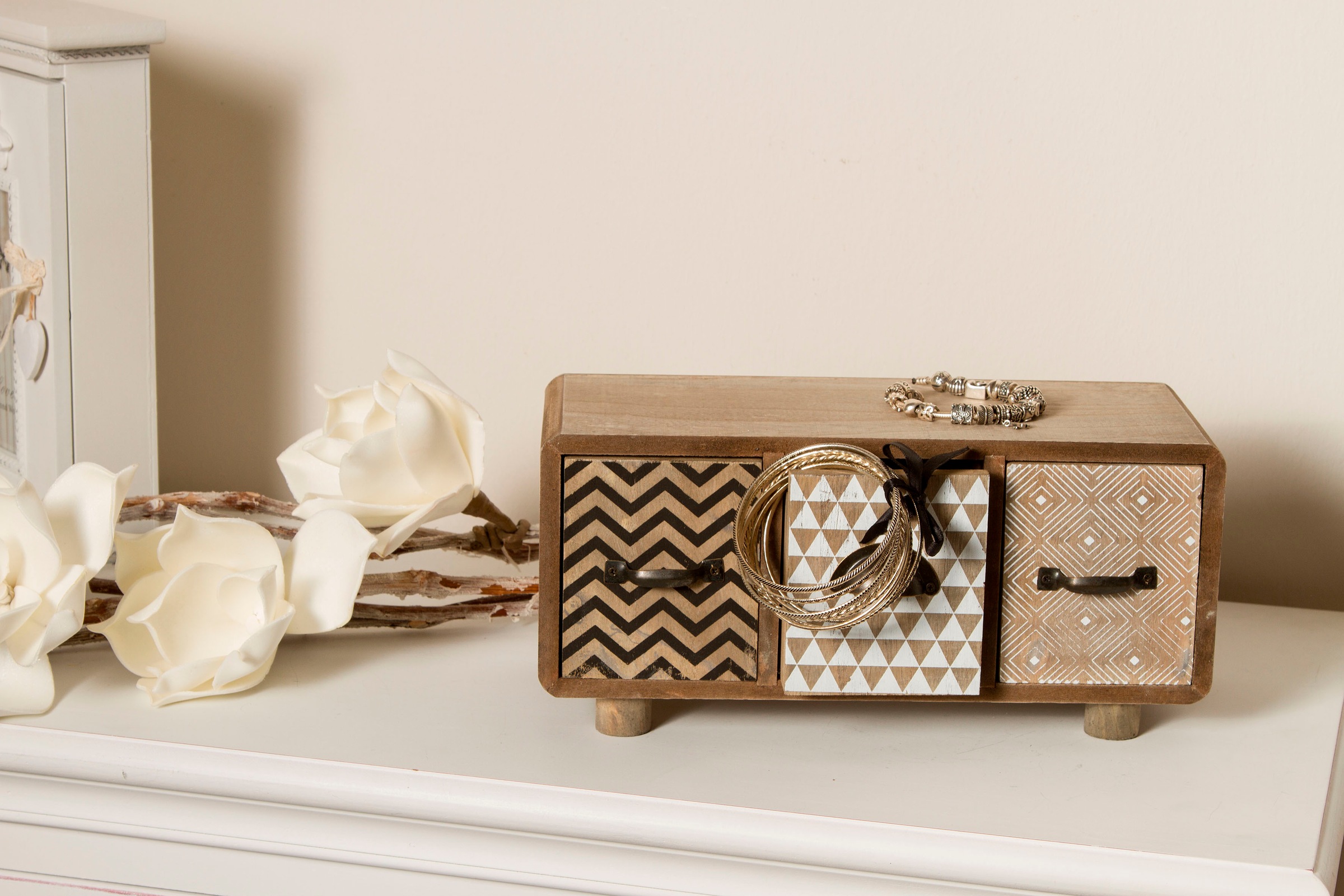 Image of my Flair Kommode »Freya«, mit 3 Schubladen bei Ackermann Versand Schweiz