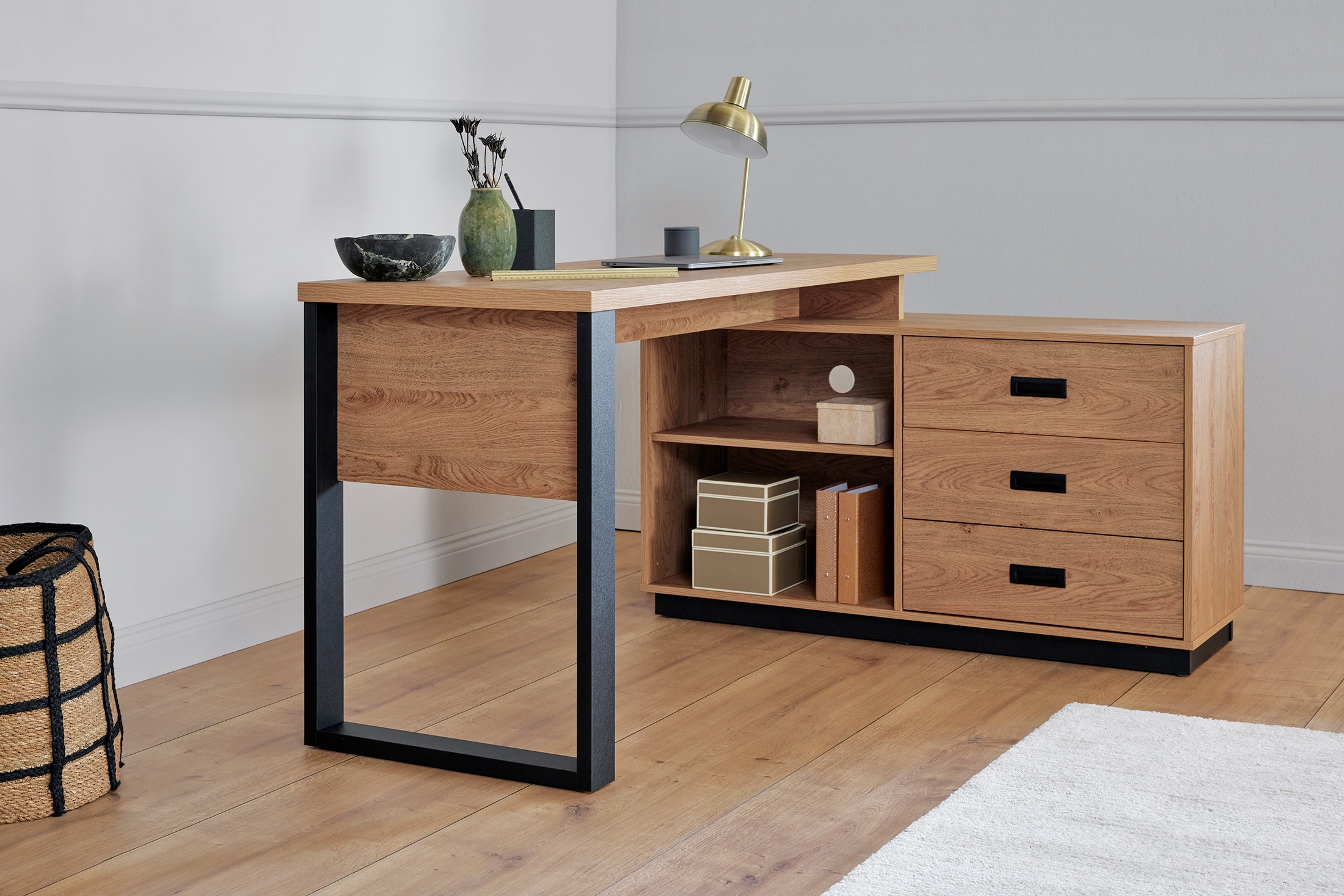 Jahnke Bureau d'angle »RIVA C 150 E« 1 cuis tlg. montage réversible, espace de rangement & passage de câbles, largeur 150 cm